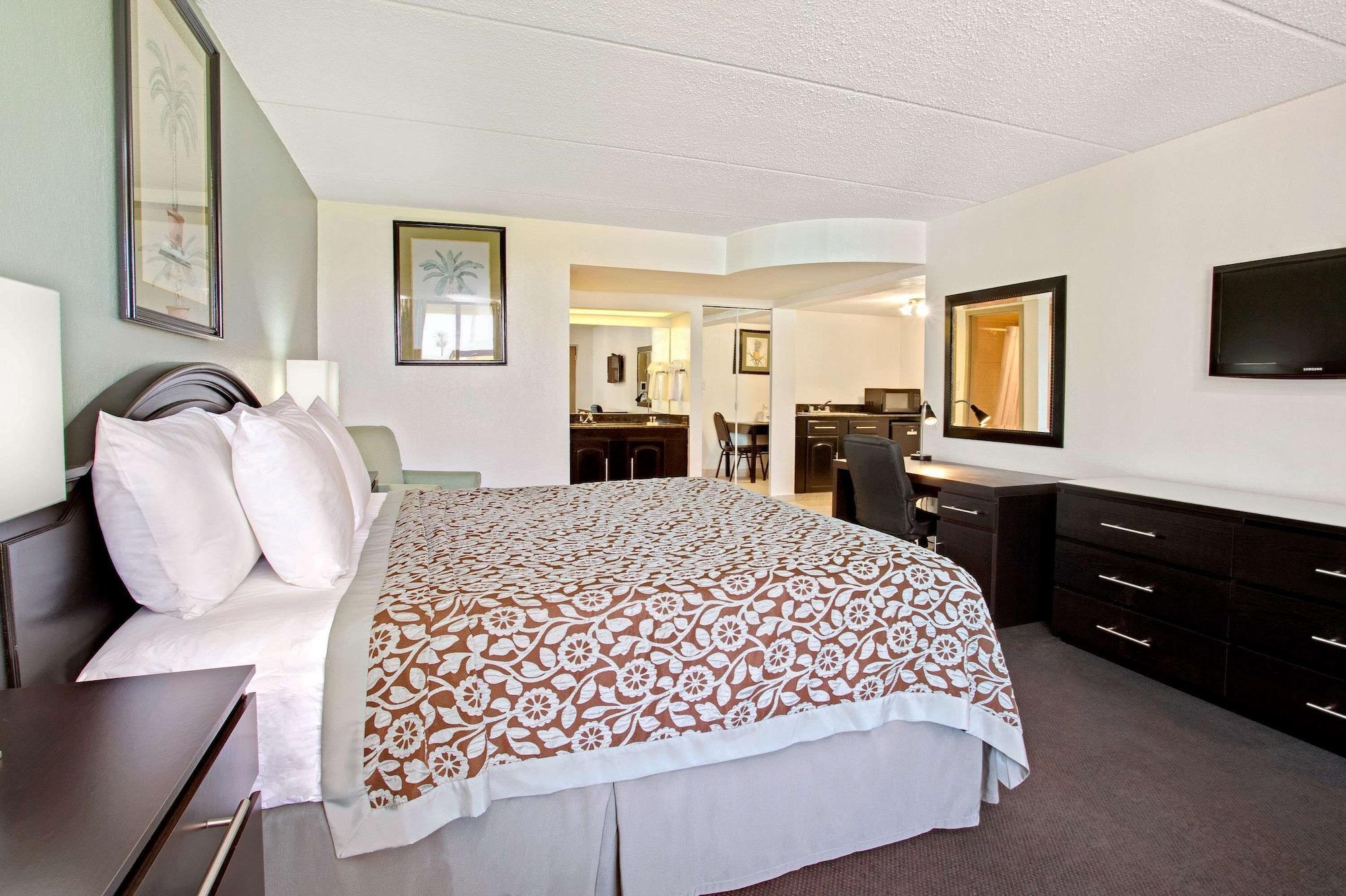 Habitación Days Inn by Wyndham Orlando Airport Florida Mall