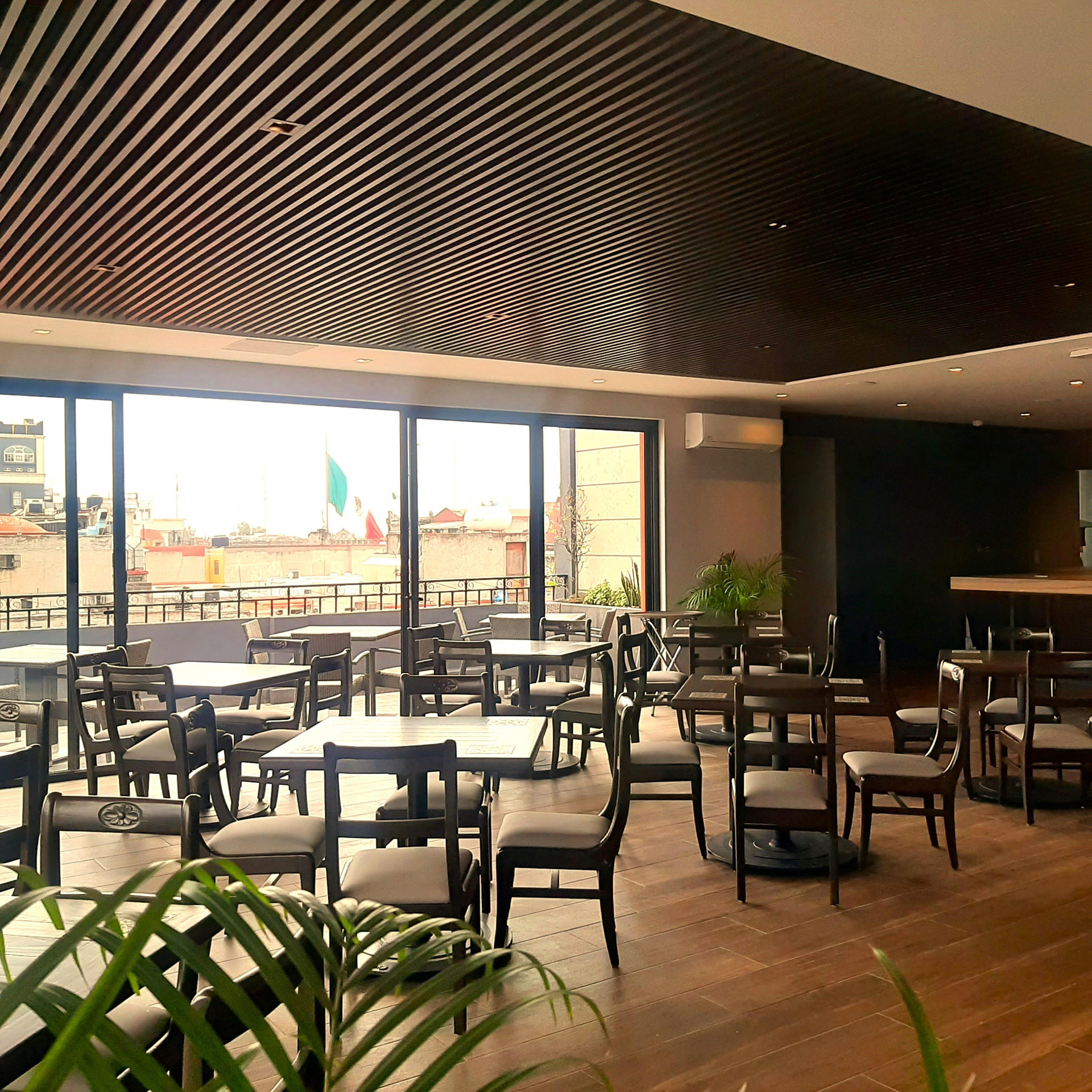 Restaurant Hotel Canada