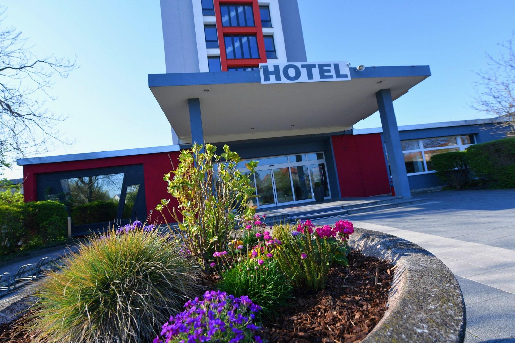 Varios SKYHOTEL Merseburg