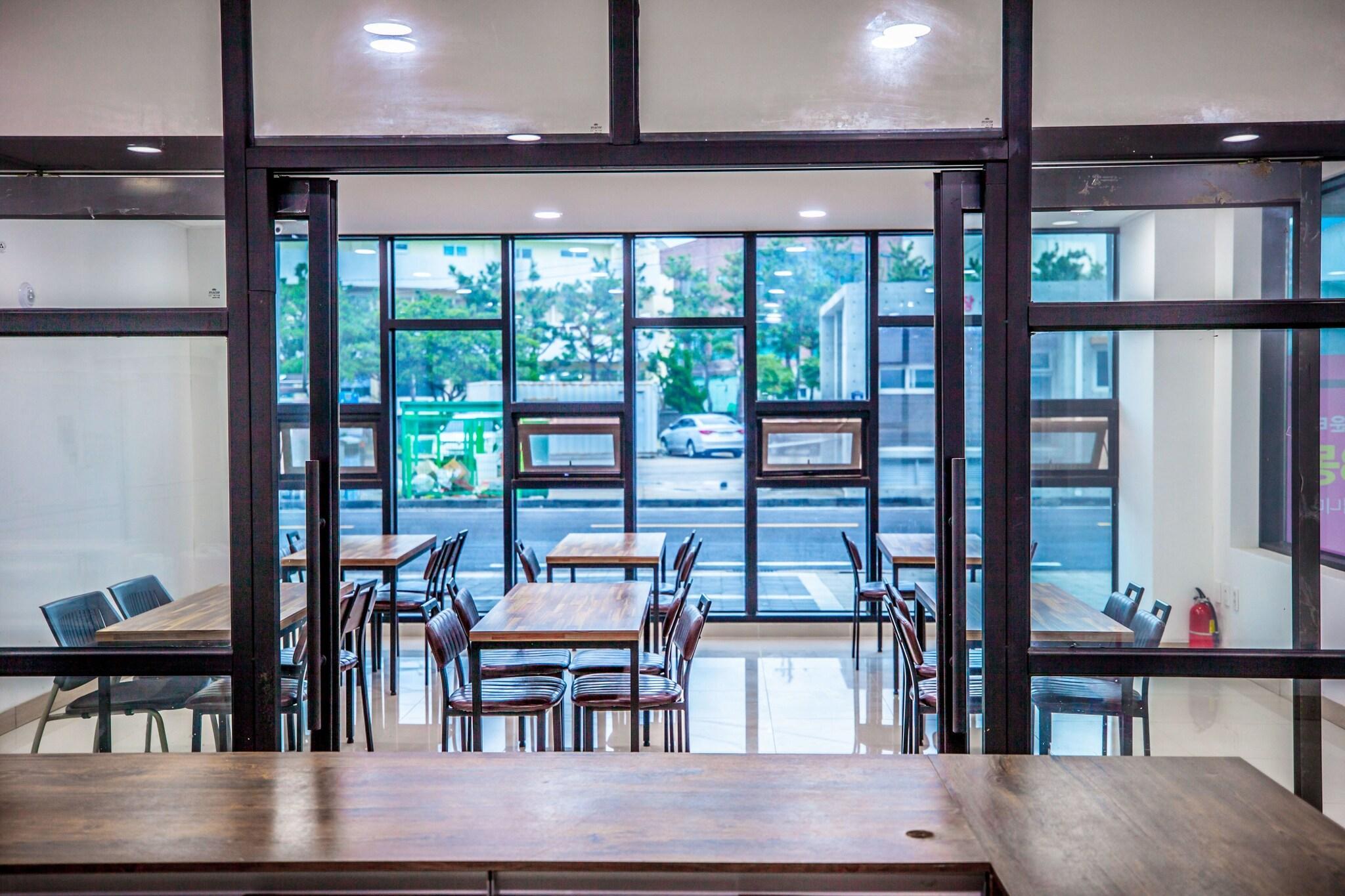 Restaurant Jeju Moseulpo Hotel