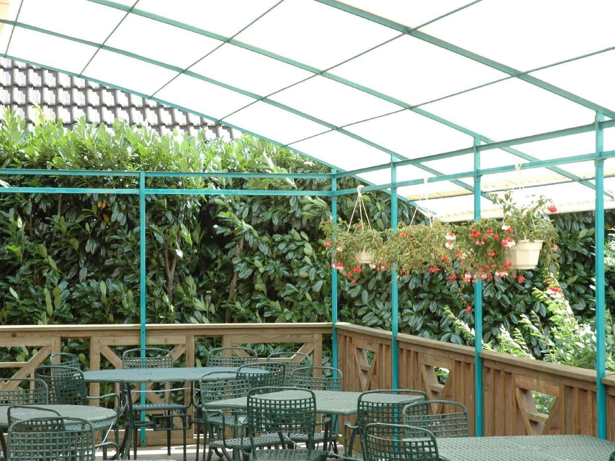 Restaurant Logis Hôtel Les Pages