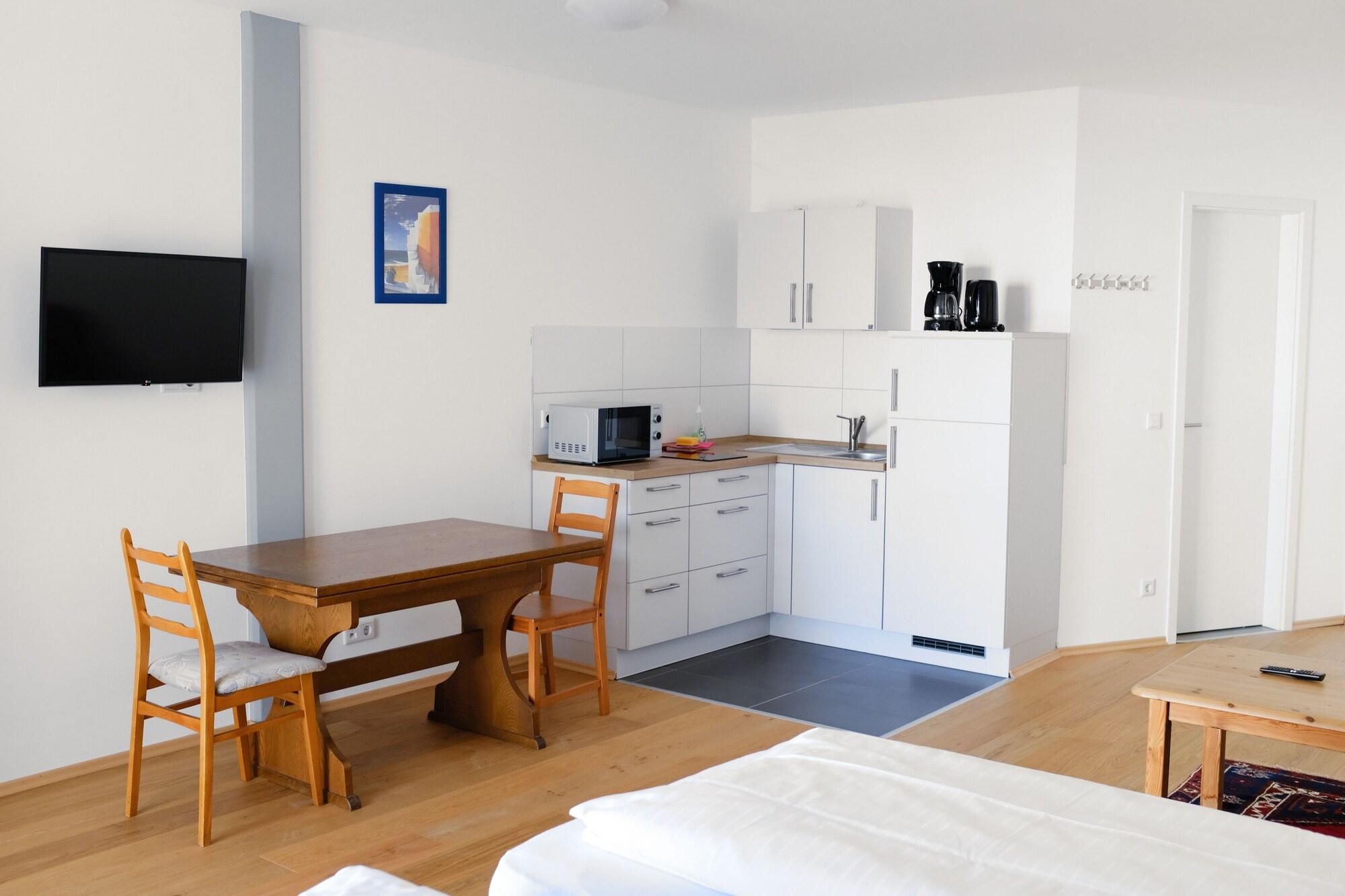 Varios MILCHHOF apartments