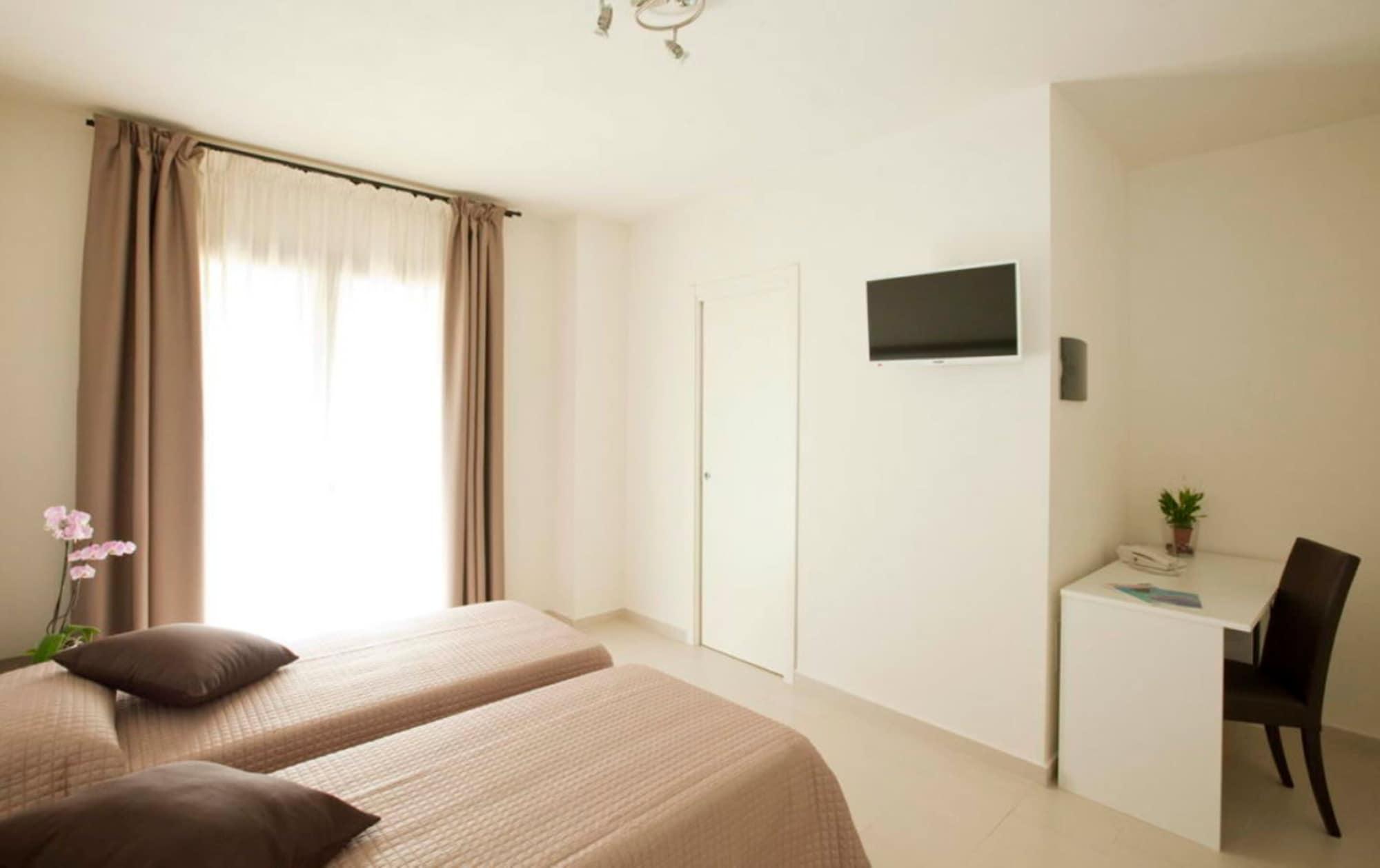 Set de Habitación Xenia Hotel