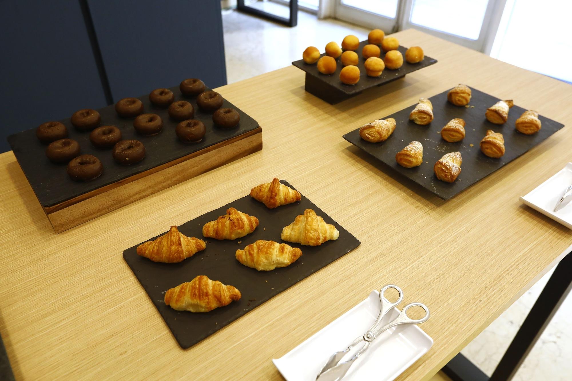 Restaurant Travelodge Madrid Coslada Aeropuerto