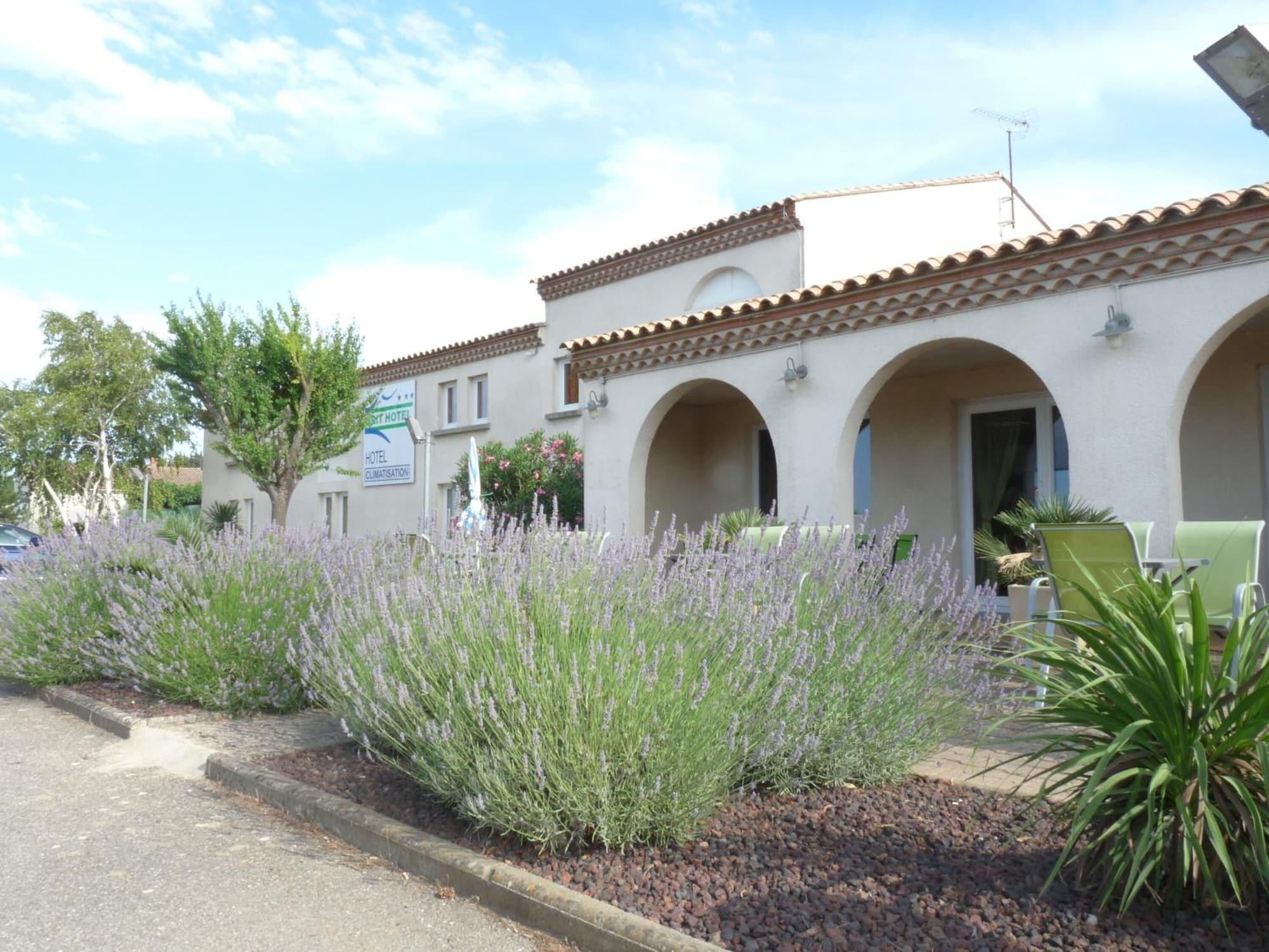 Vista Exterior Brit Hotel Bosquet