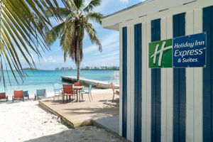 Alojamiento - Holiday Inn Express and Suites Nassau