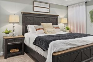 Alquiler Vacacional - Stunning Cottage home with King bed! Pet-friendly!