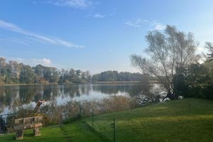 Alquiler Vacacional - Cozy bungalow with private lake access and jetty