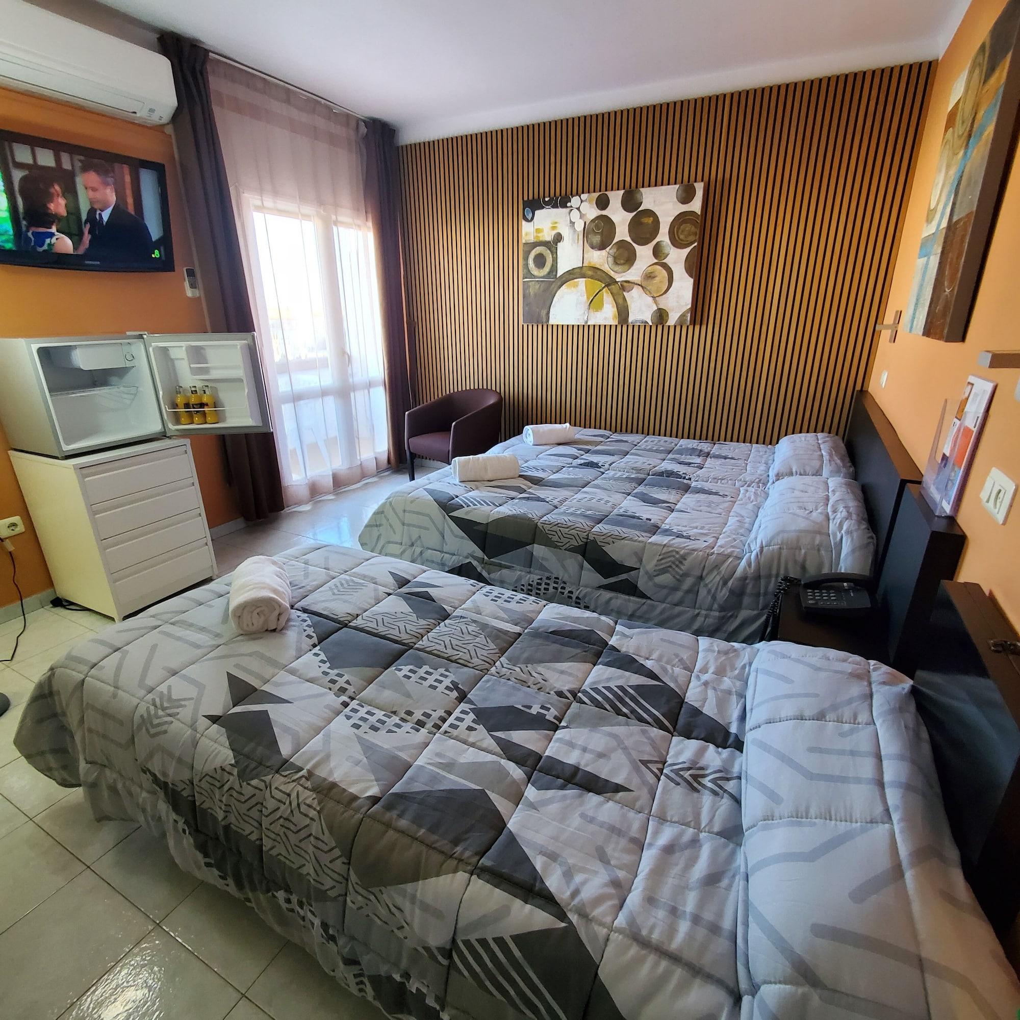 Habitación Hotel Ampuria Inn
