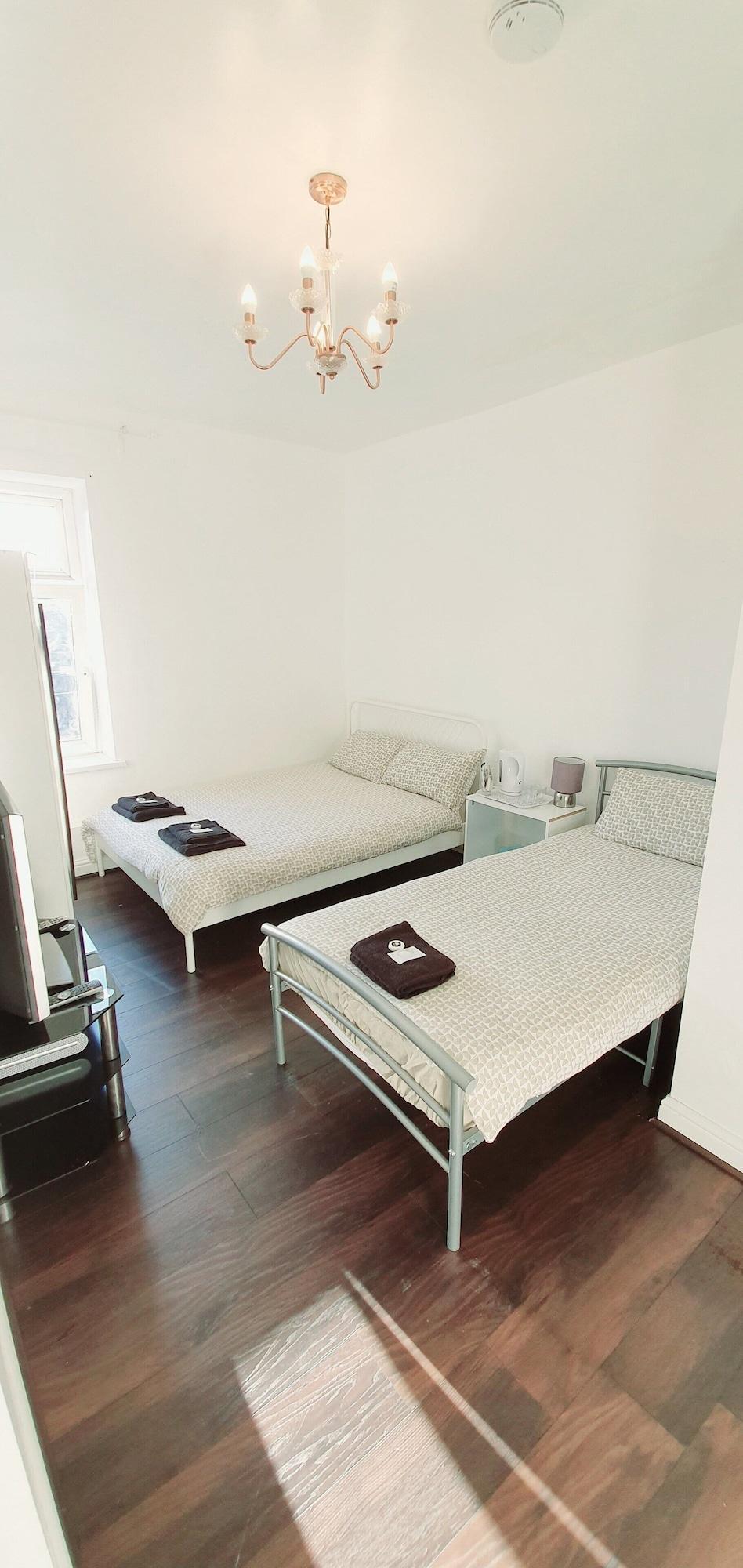 Varios Regent Guest House Burnley