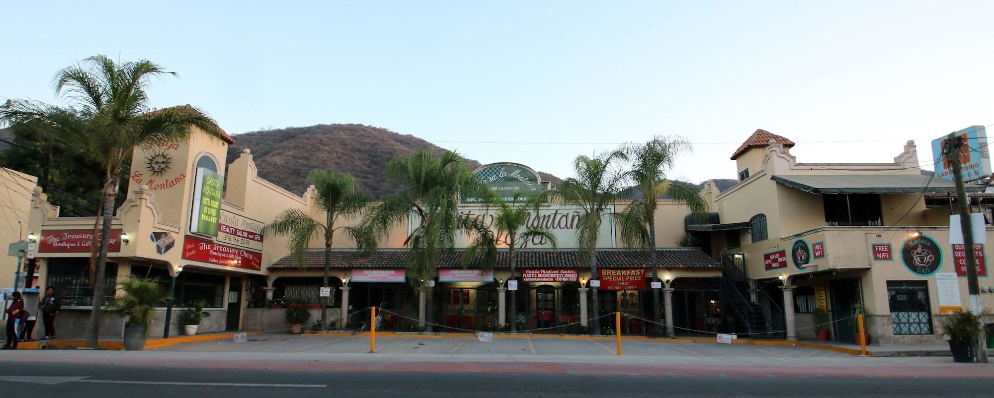 Varios Casita Montana Hotel and Suites