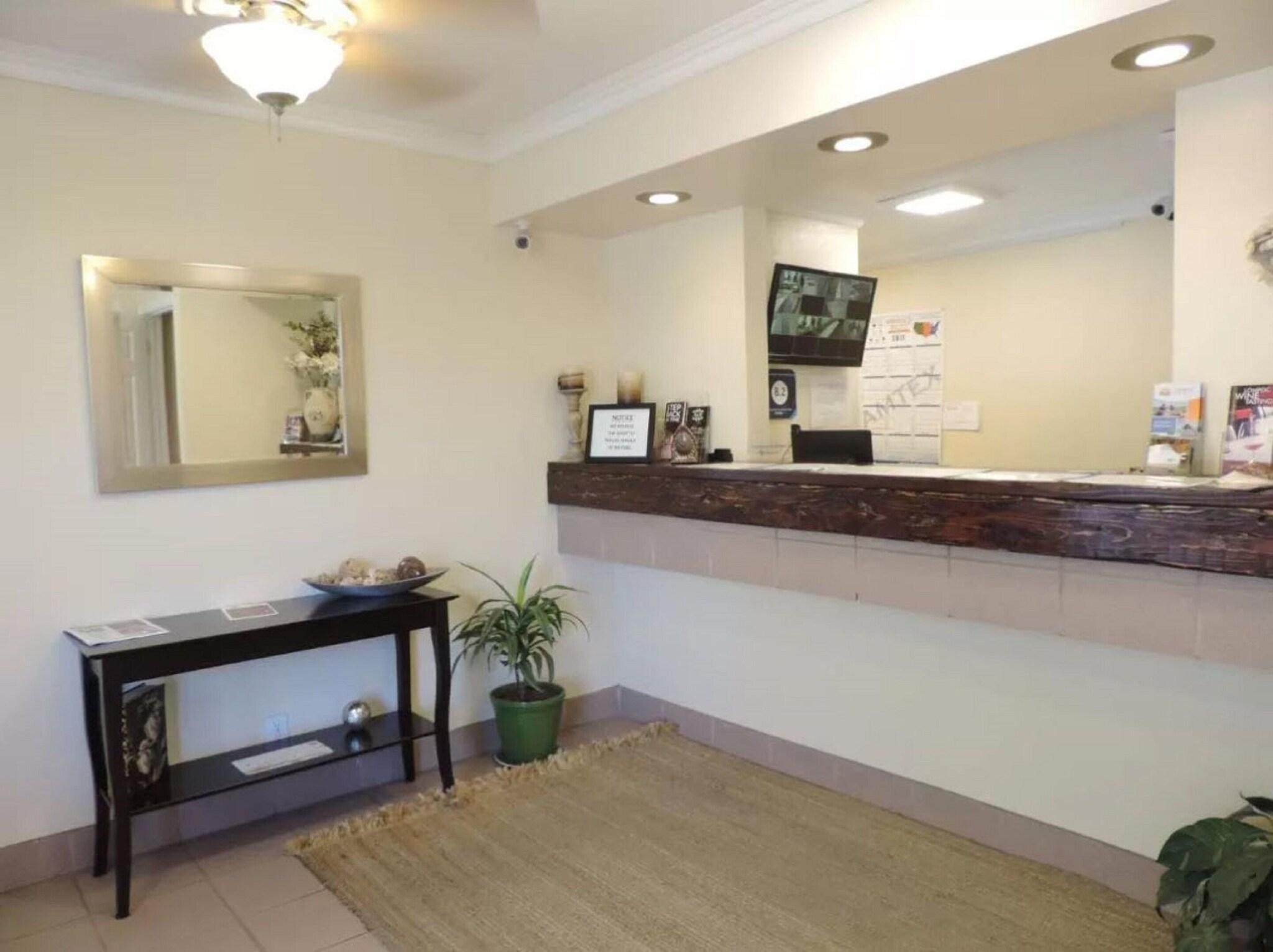Vista Lobby Lotus Of Lompoc A Great Hospitality Inn