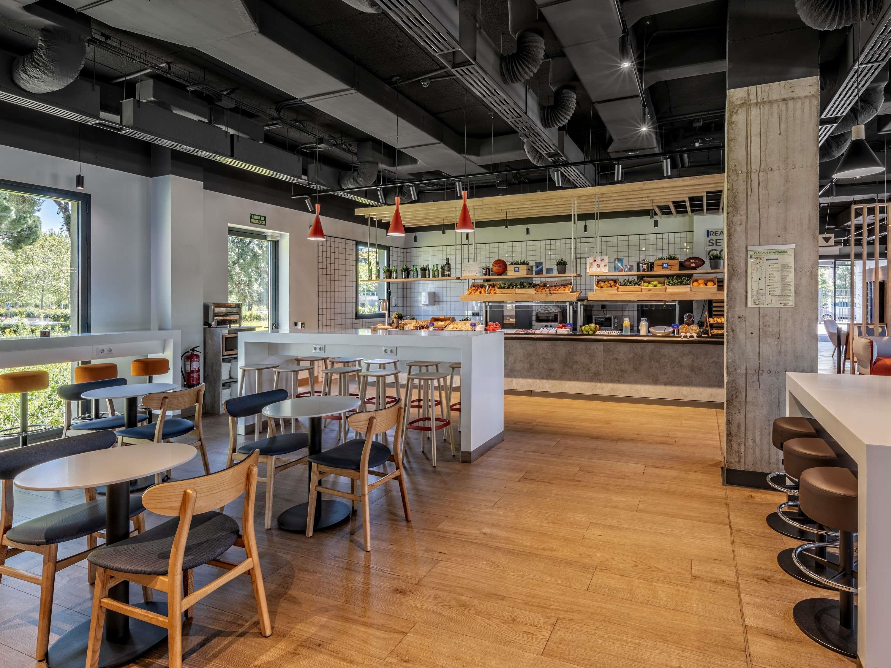 Restaurant Ibis Budget Madrid Aeropuerto
