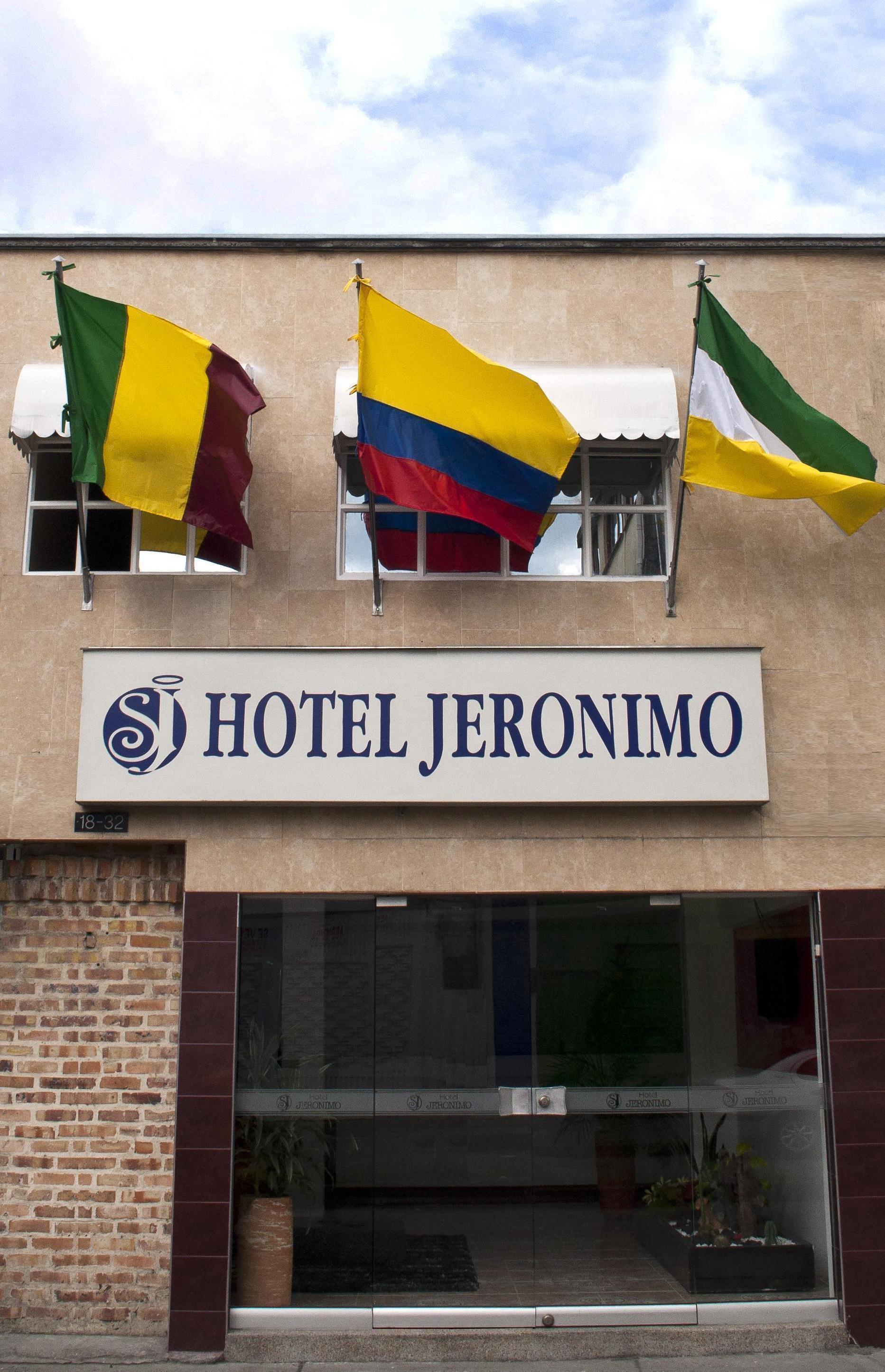 Variados (as) Hotel Jeronimo