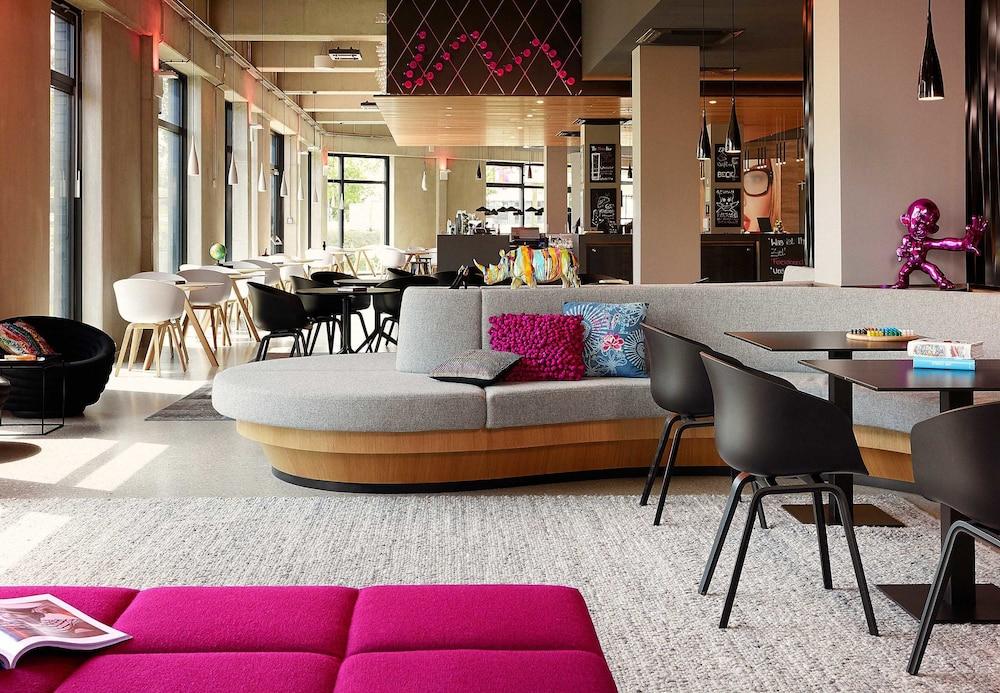 Hotel Moxy Berlin Ostbahnhof