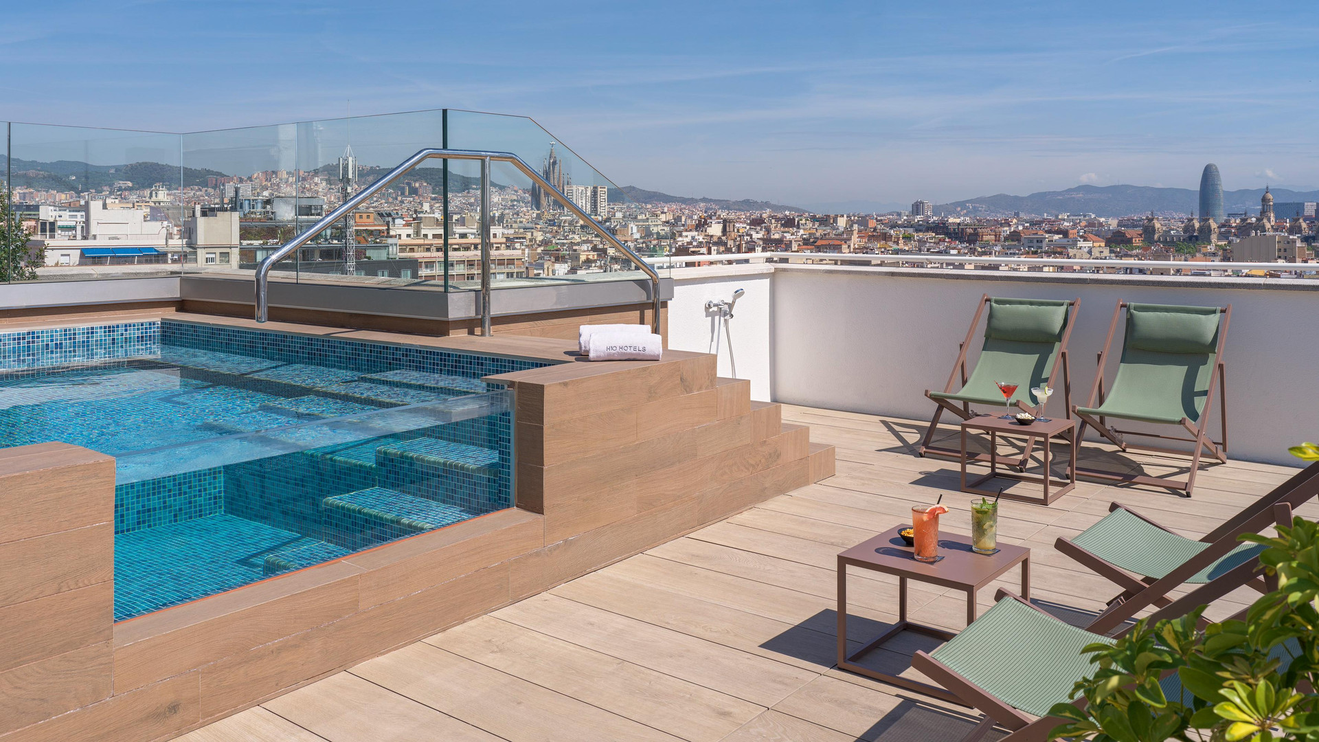 Vista Piscina H10 Montcada Boutique Hotel