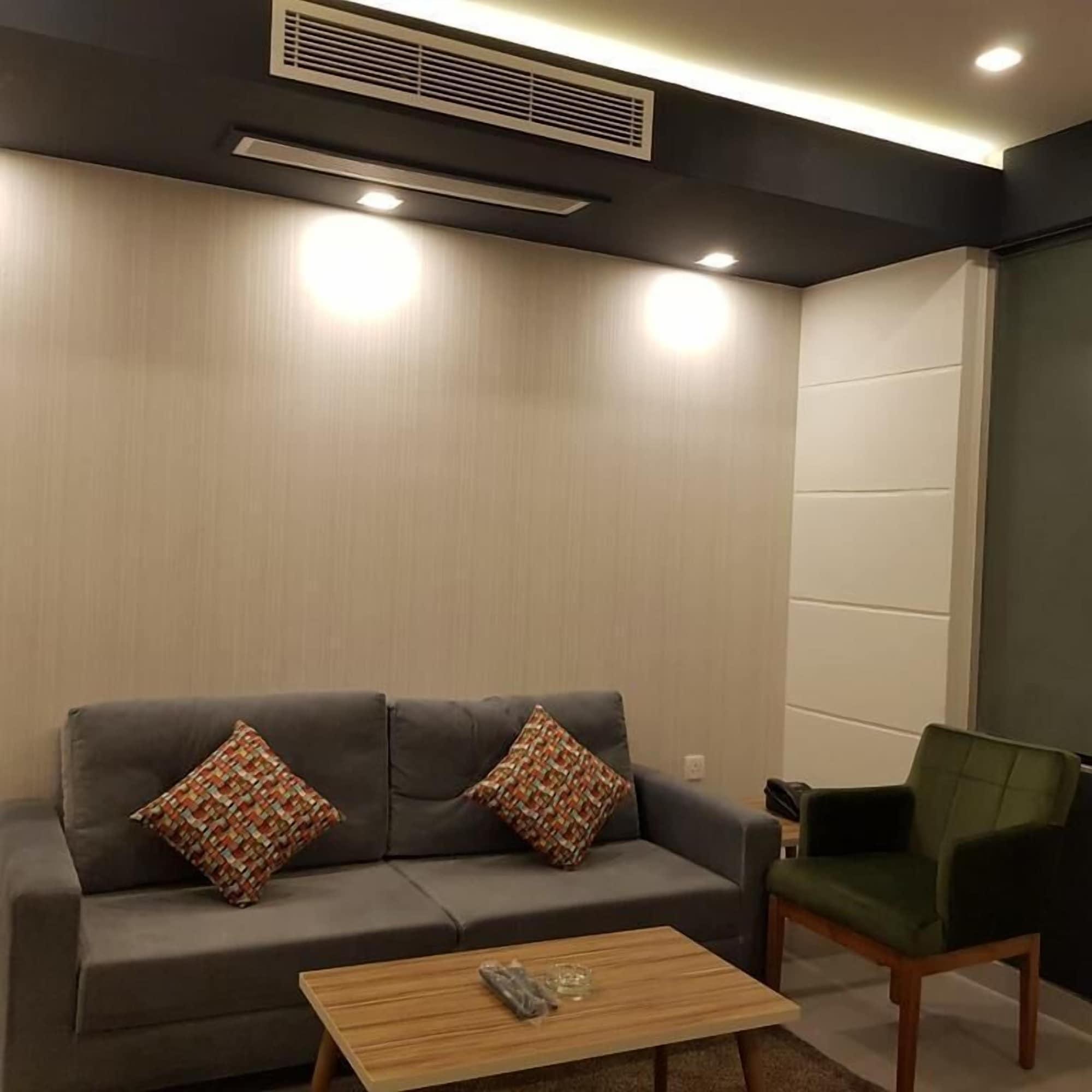 Vista Lobby SEPAR Furnished Hotel