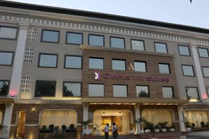 Alojamiento - Clarks INN Suite Gwalior