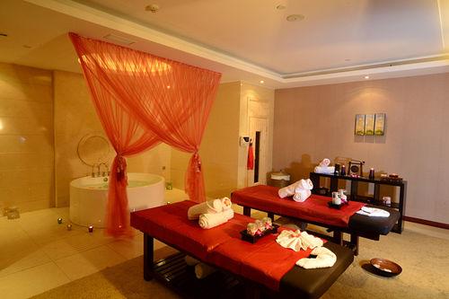 Spa Regal Plaza Hotel & Residence