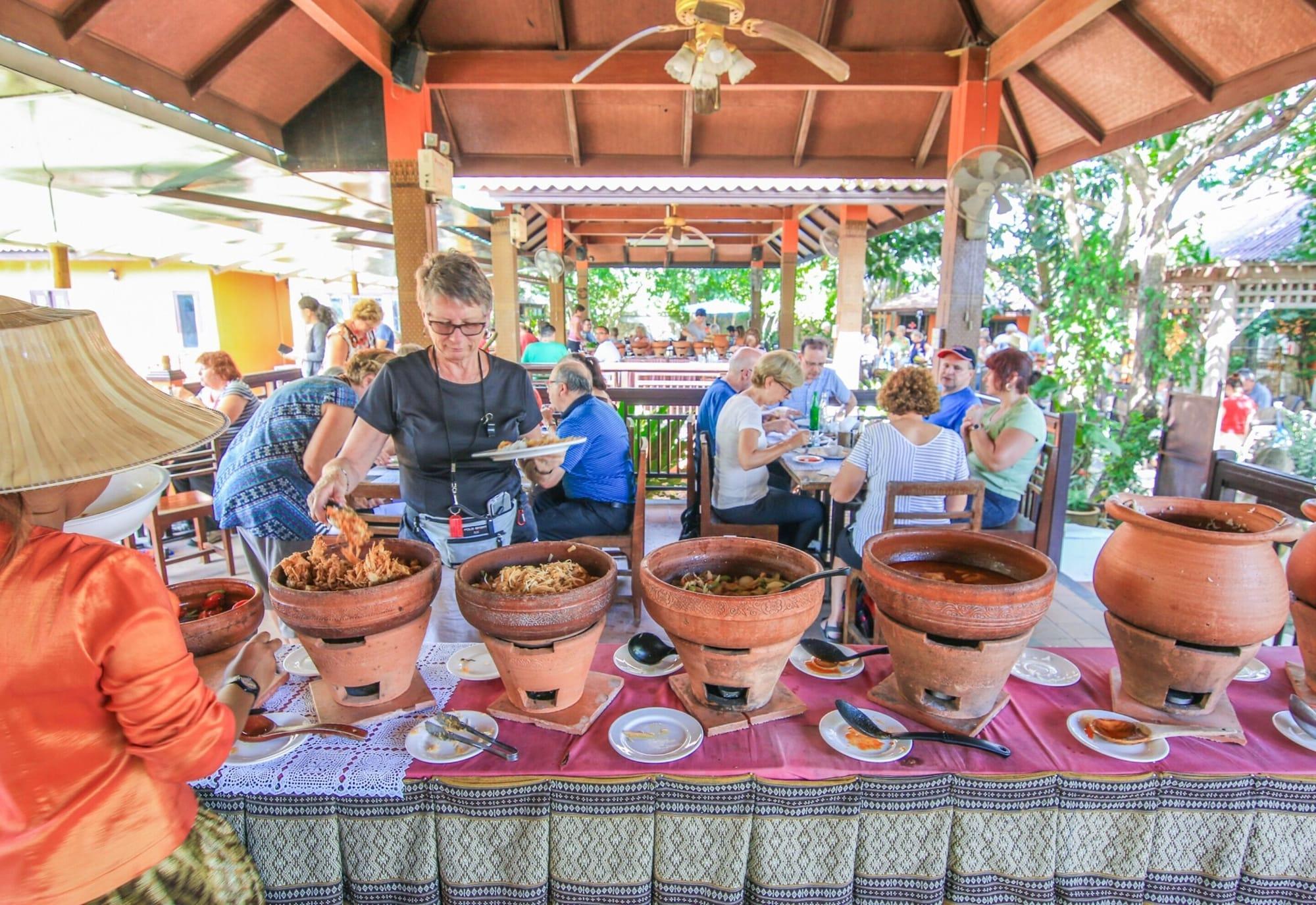 Restaurant Pludhaya Resort & Spa