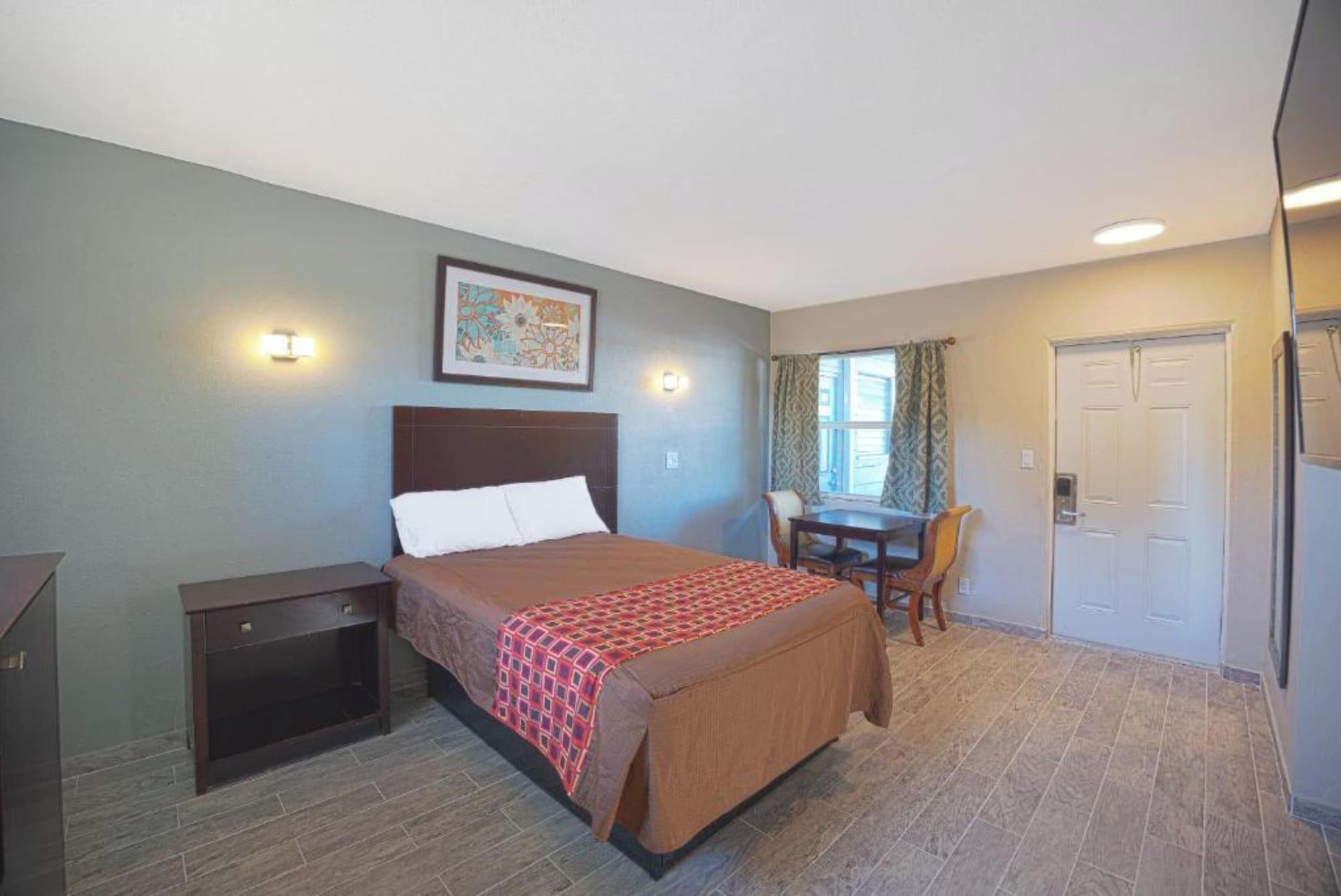 Habitación Sunrise Inn by OYO Titusville FL