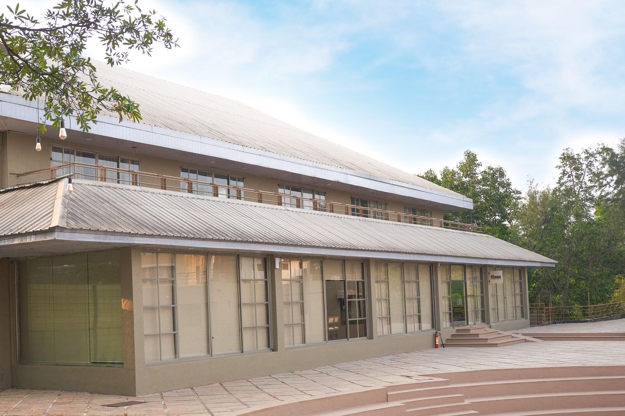 Restaurant Ikshana Resort & Spa- Khandala