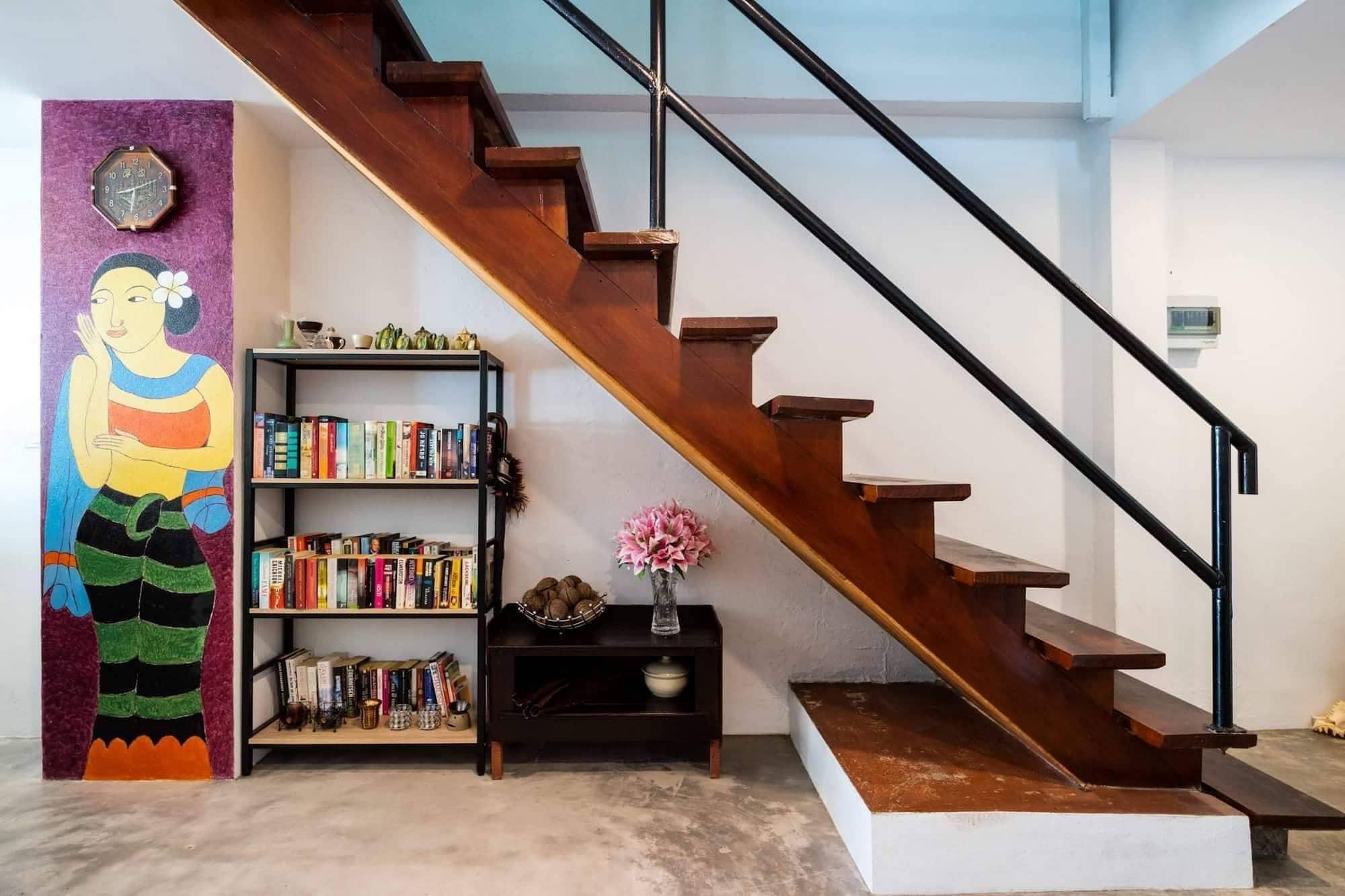 Vista Lobby Mukrada House