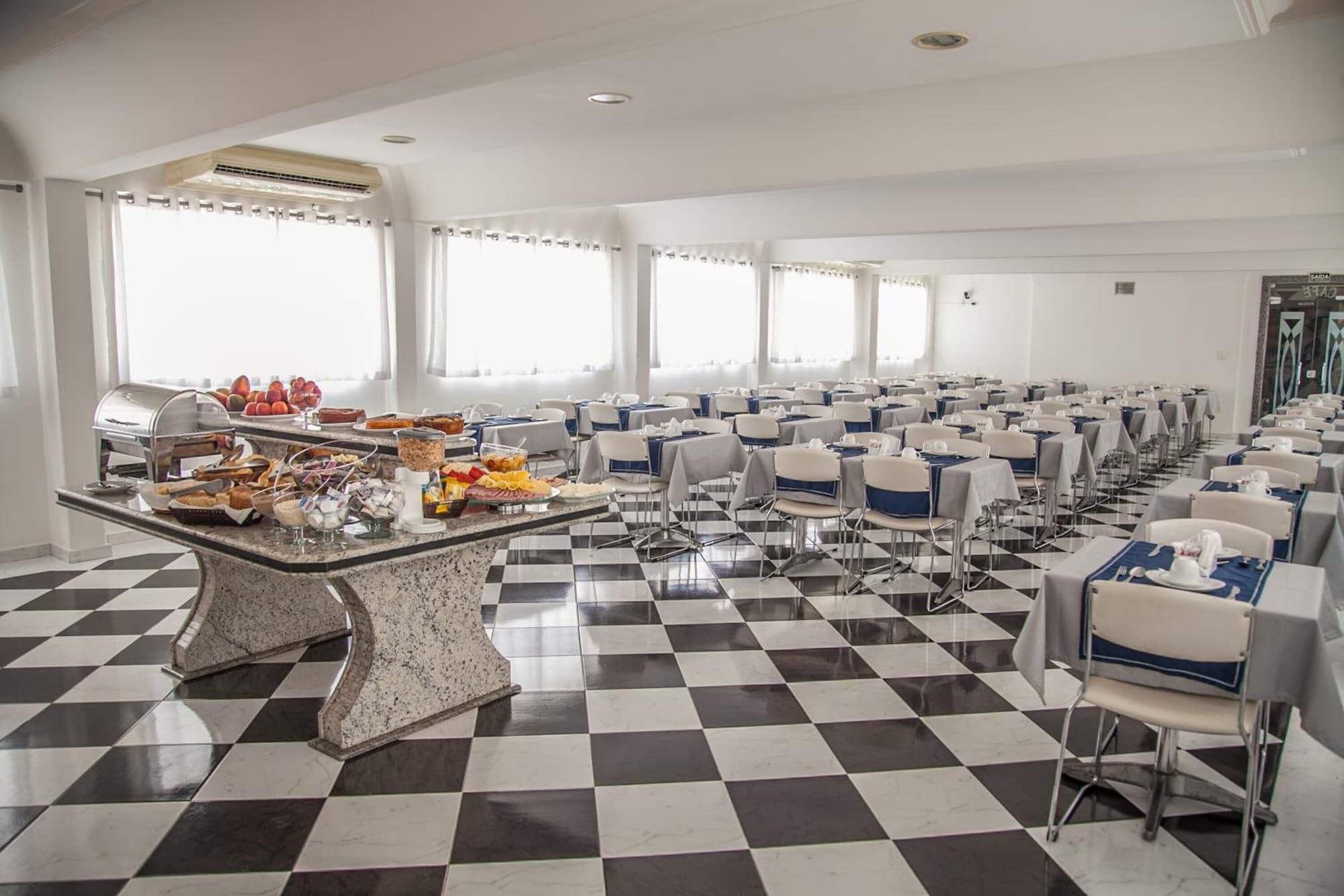 Restaurant Atlantico Inn Apart Hotel
