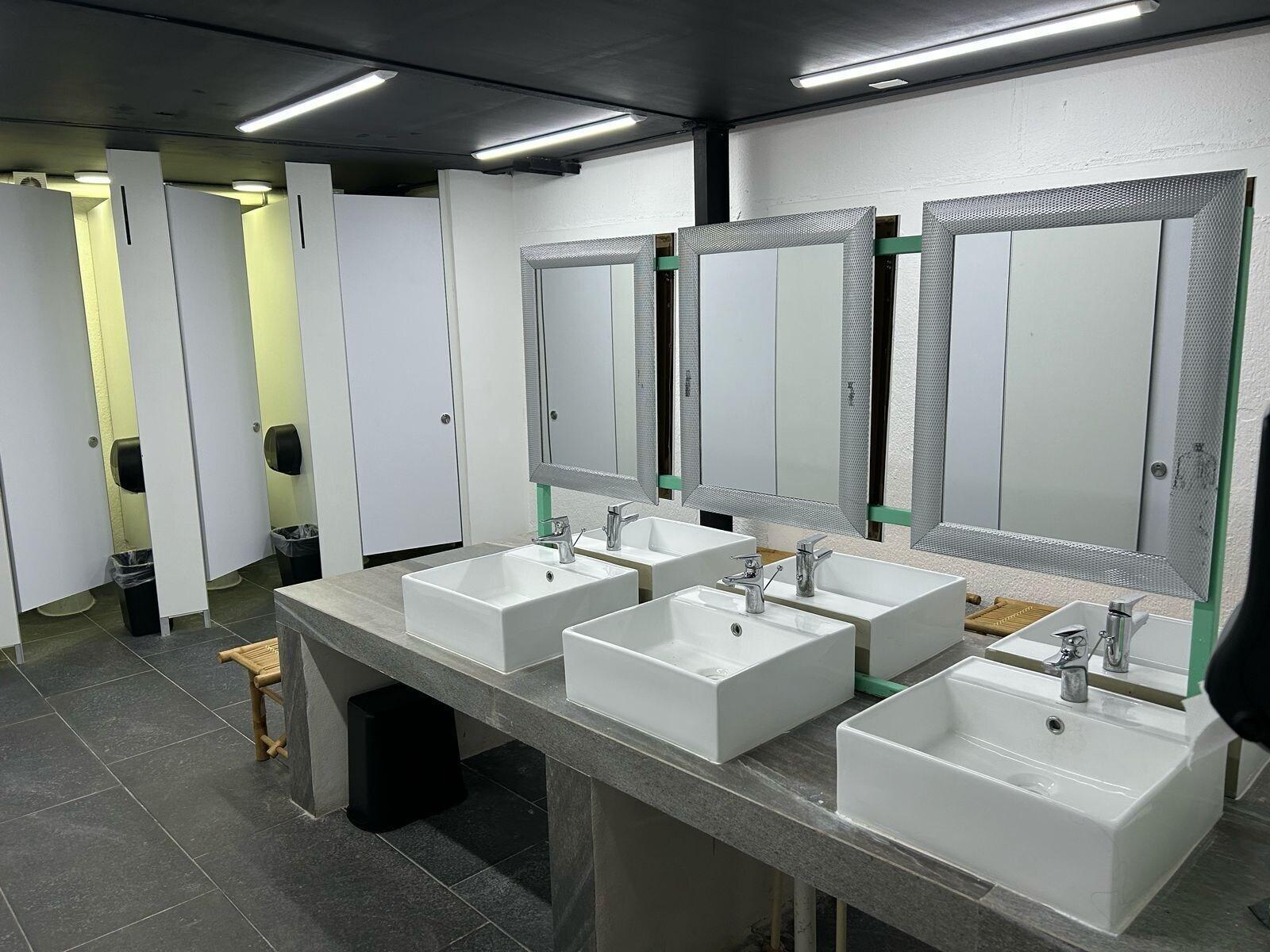 Baño Green Caps Cancún Hospedaje