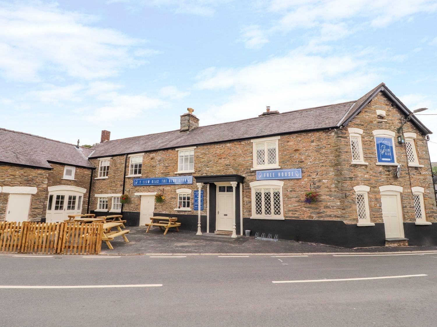 Vista Exterior The Blue Lion