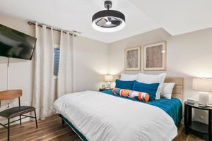 Alquiler Vacacional - Brand New! Sleeps 6 • Hot Tub Fun