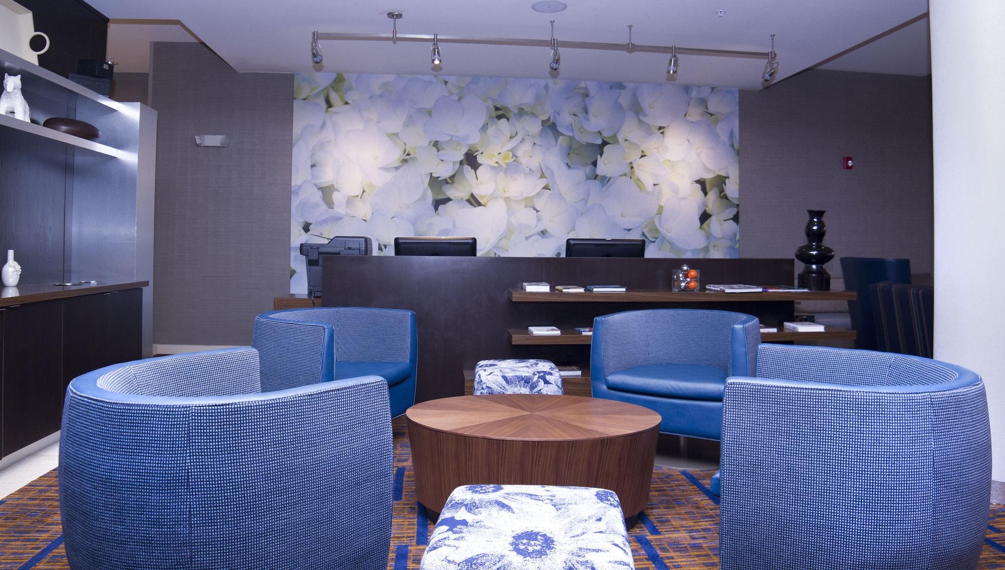 Vista Lobby Courtyard by Marriott Jackson Airport/Pearl