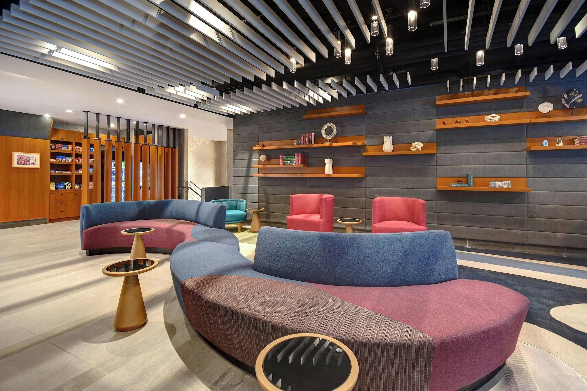 Vista Lobby SpringHill Suites by Marriott New York Midtown Manhattan/Park Avenue