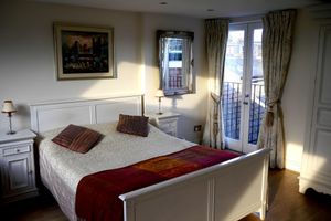 Alojamiento - Goodenough Guesthouse