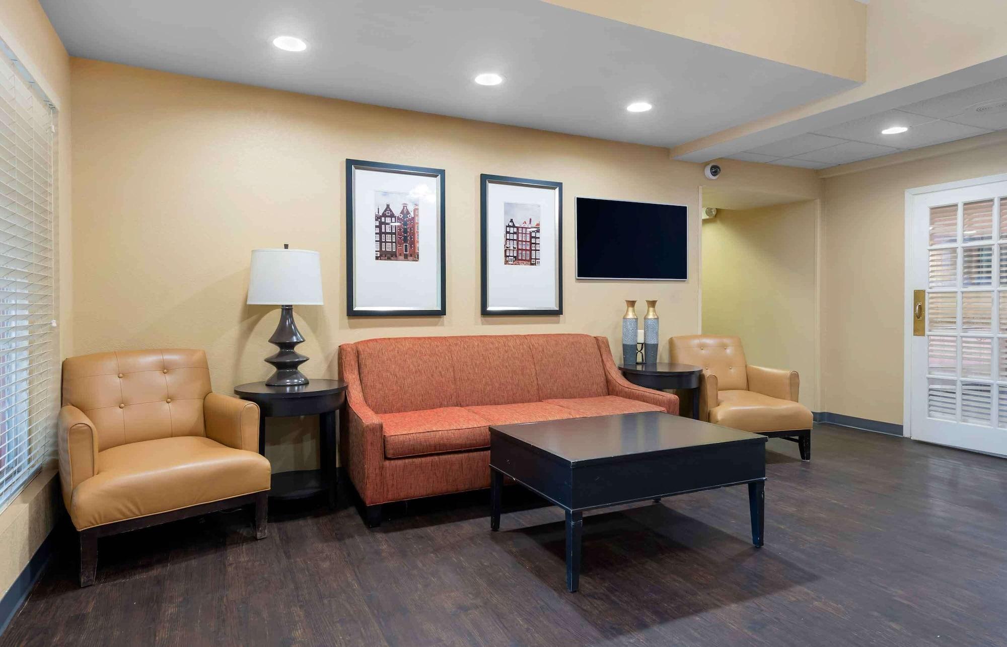 Vista Lobby Extended Stay America Select Suites Jacksonville Southpoint