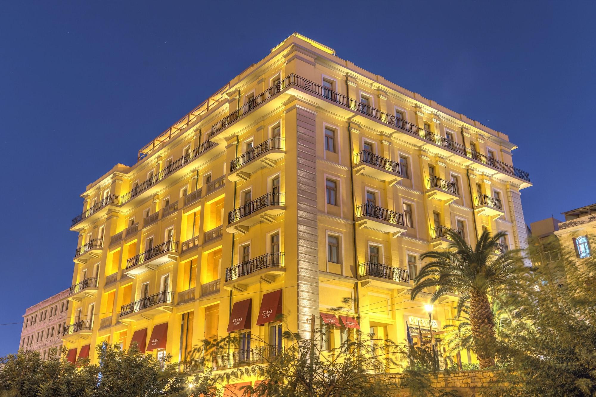 Vista Exterior GDM Megaron Historical Monument Hotel