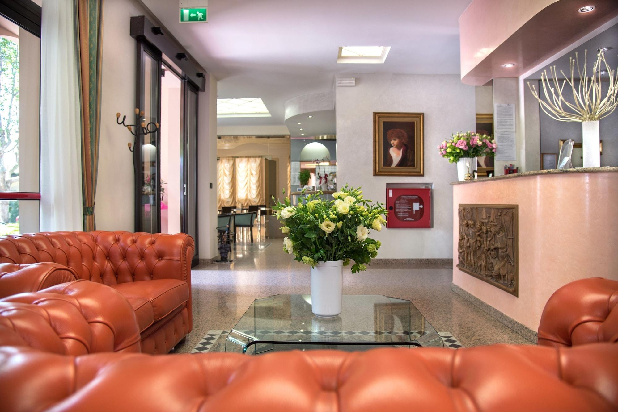 Vista Lobby Hotel Villa Luigia