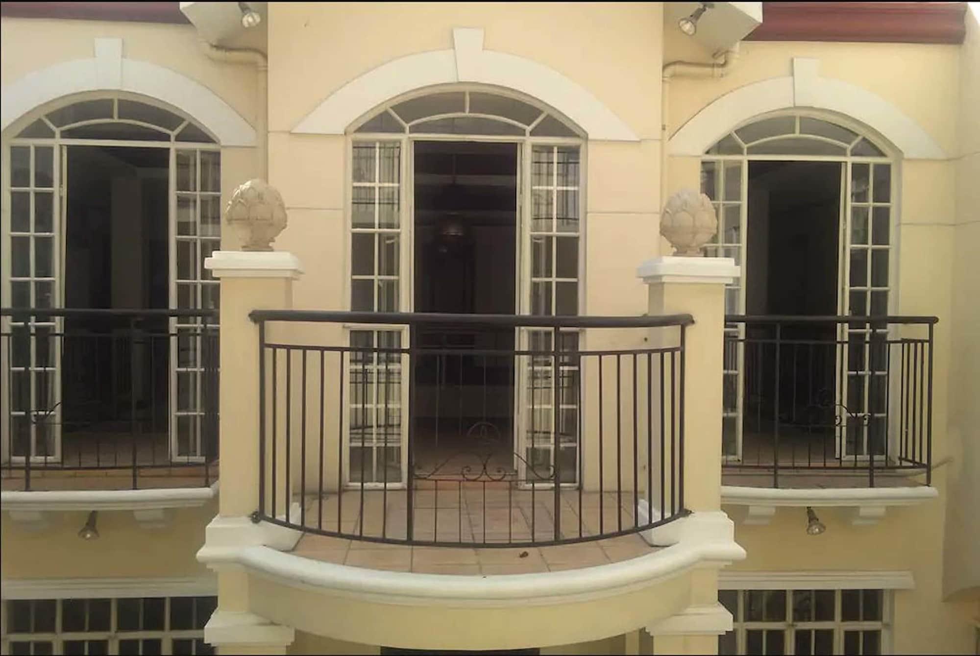 Varios Mang Ben Dormitory