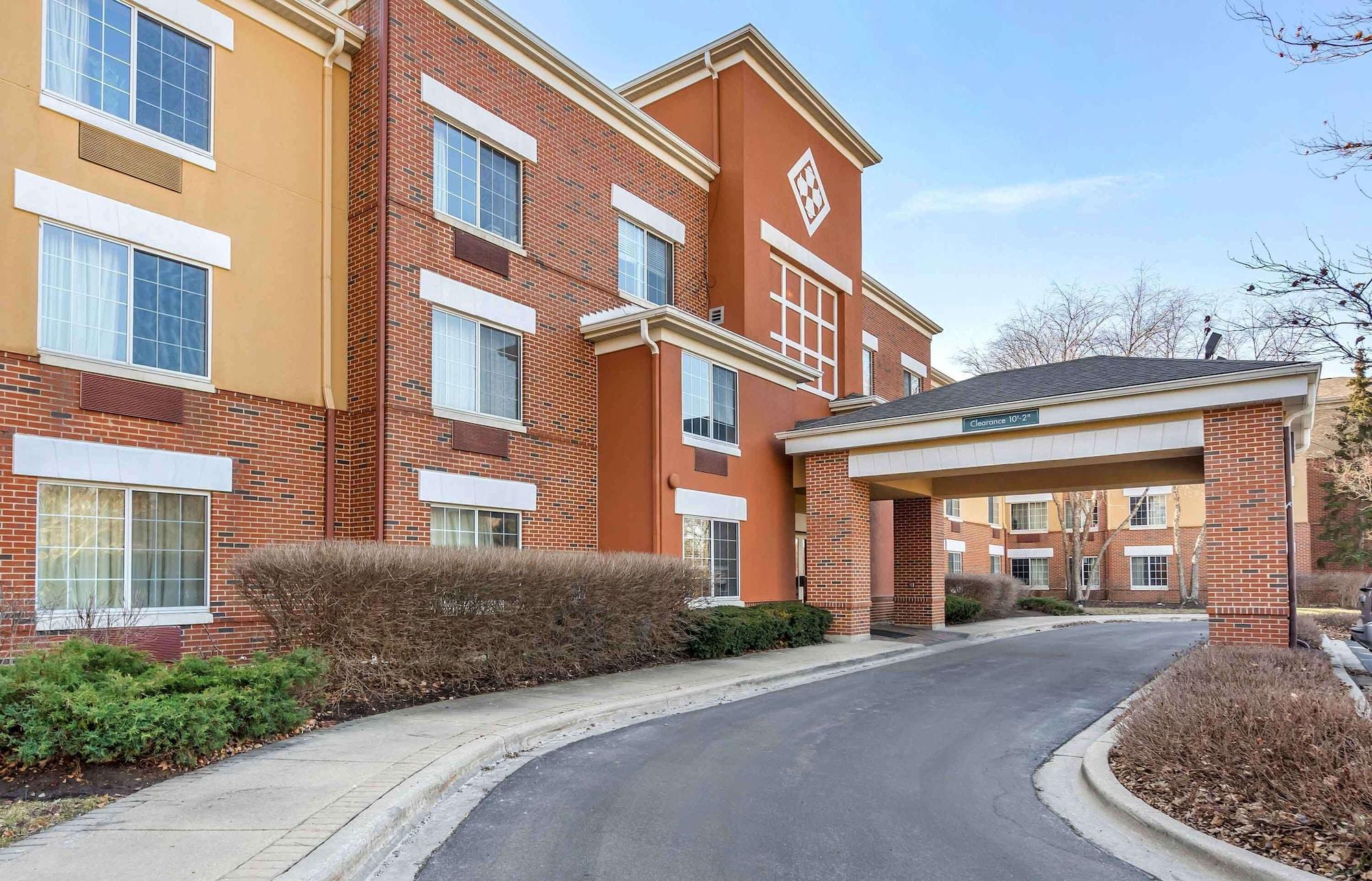Vista Exterior Extended Stay America Select Suites Chicago Vernon Hills Lin