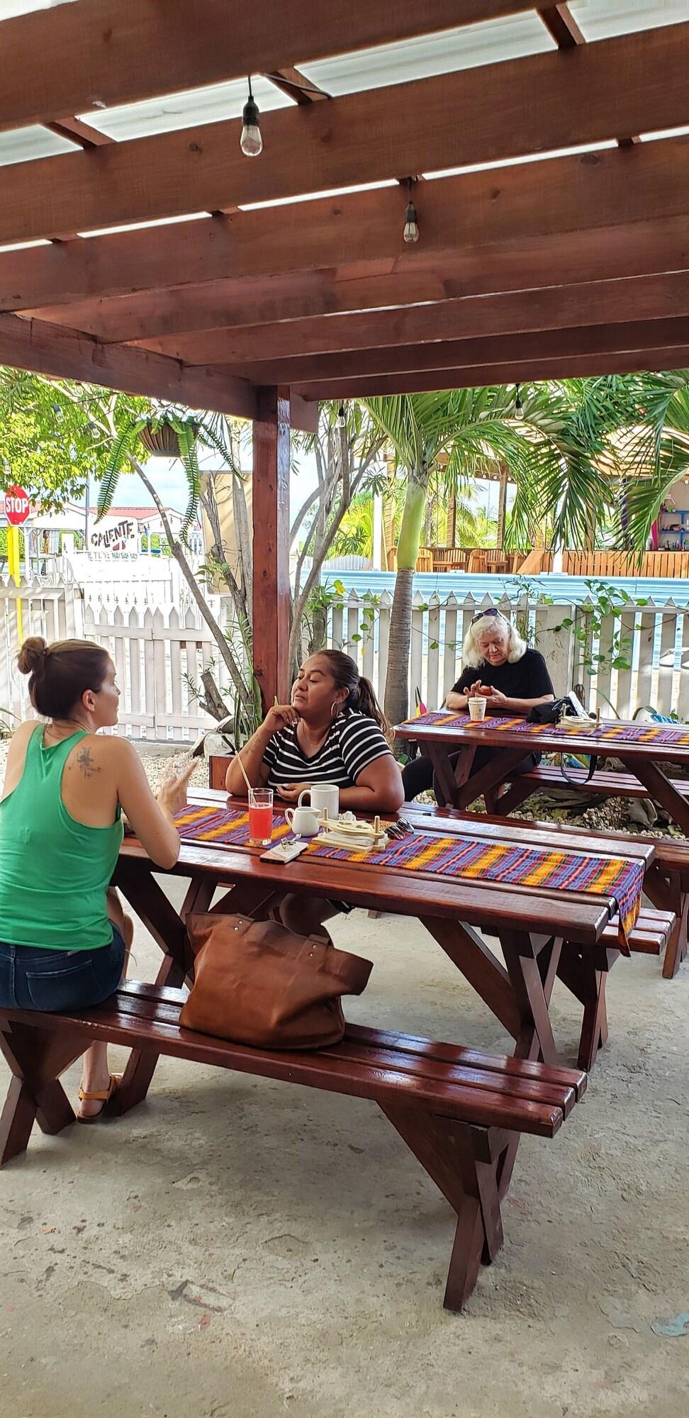 Restaurant Ambergris Sunset Hotel