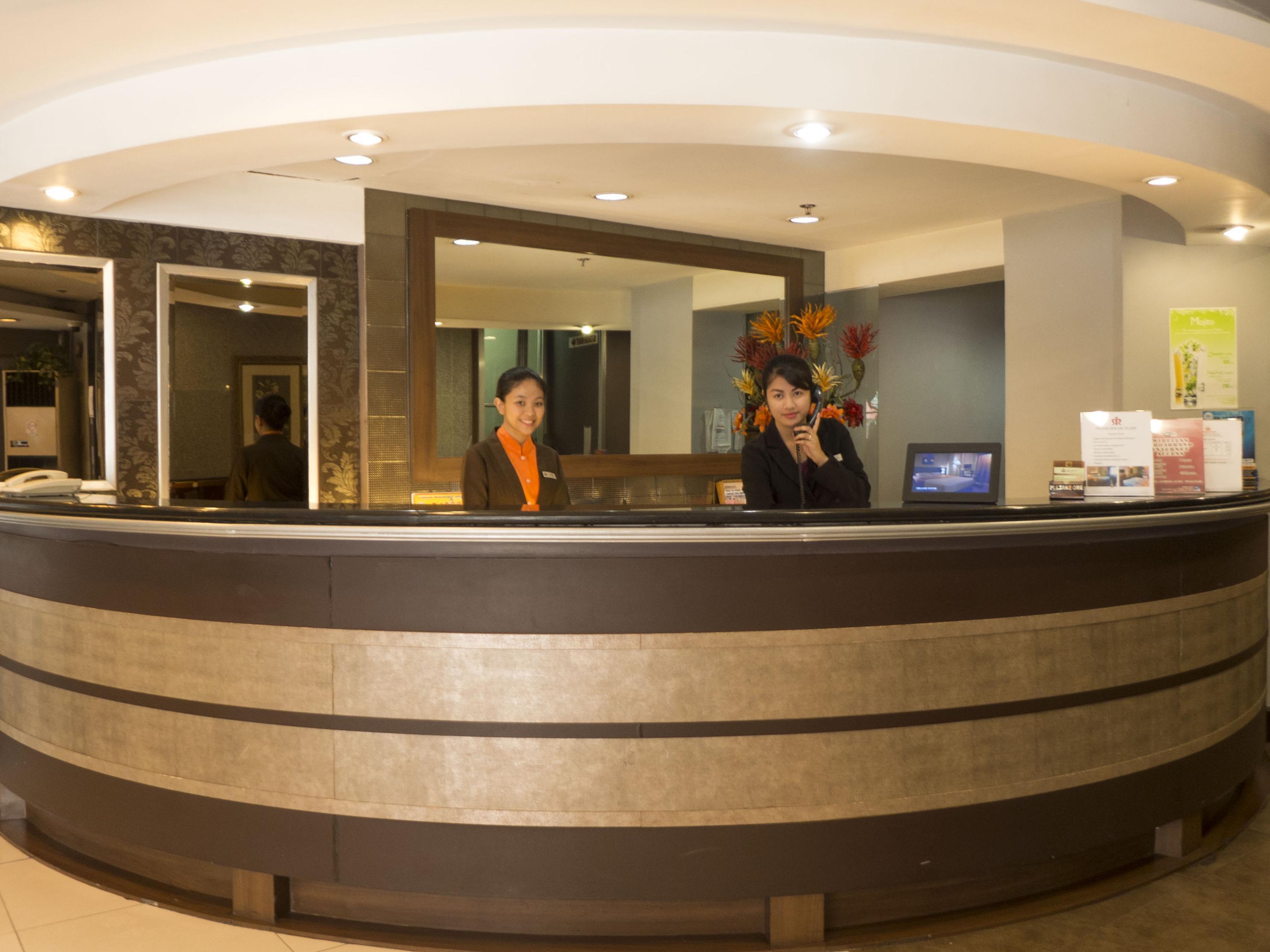 Vista Lobby Rothman Hotel