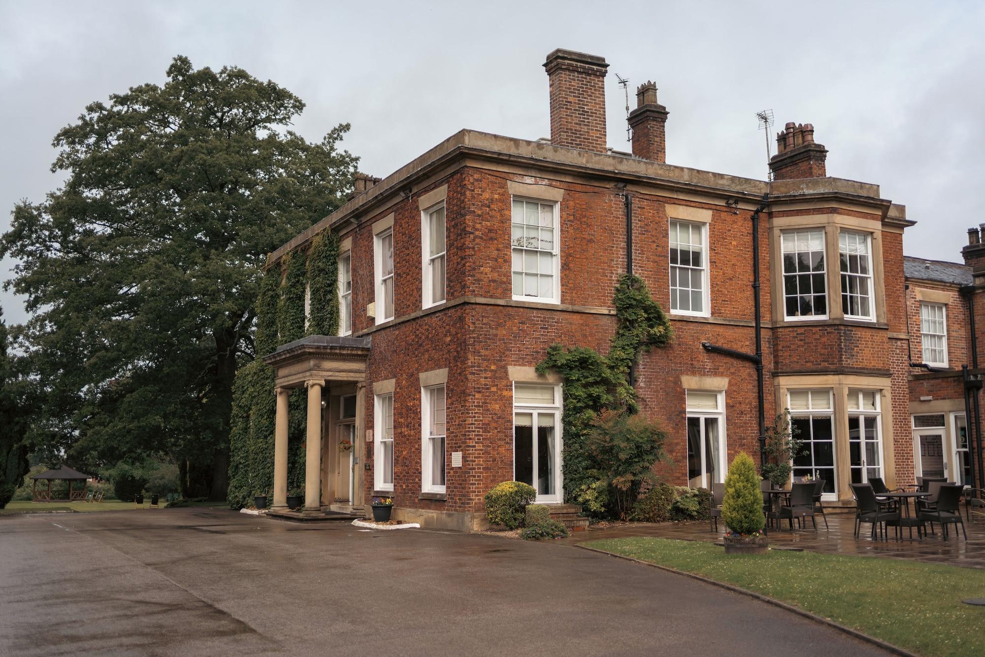 Vista Exterior Classic Lodges - Farington Lodge