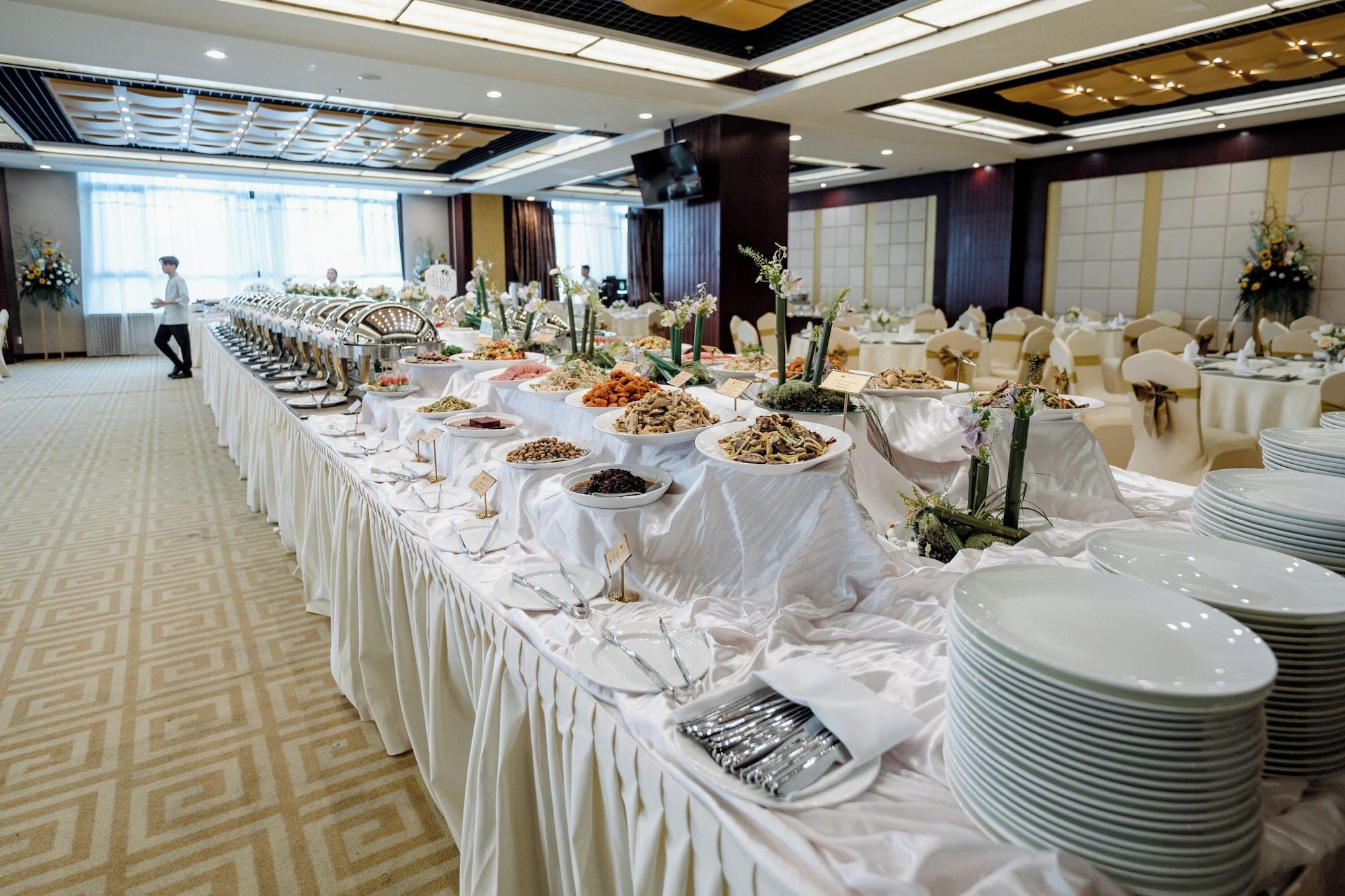 Restaurant Beijing Palace Soluxe Hotel Astana