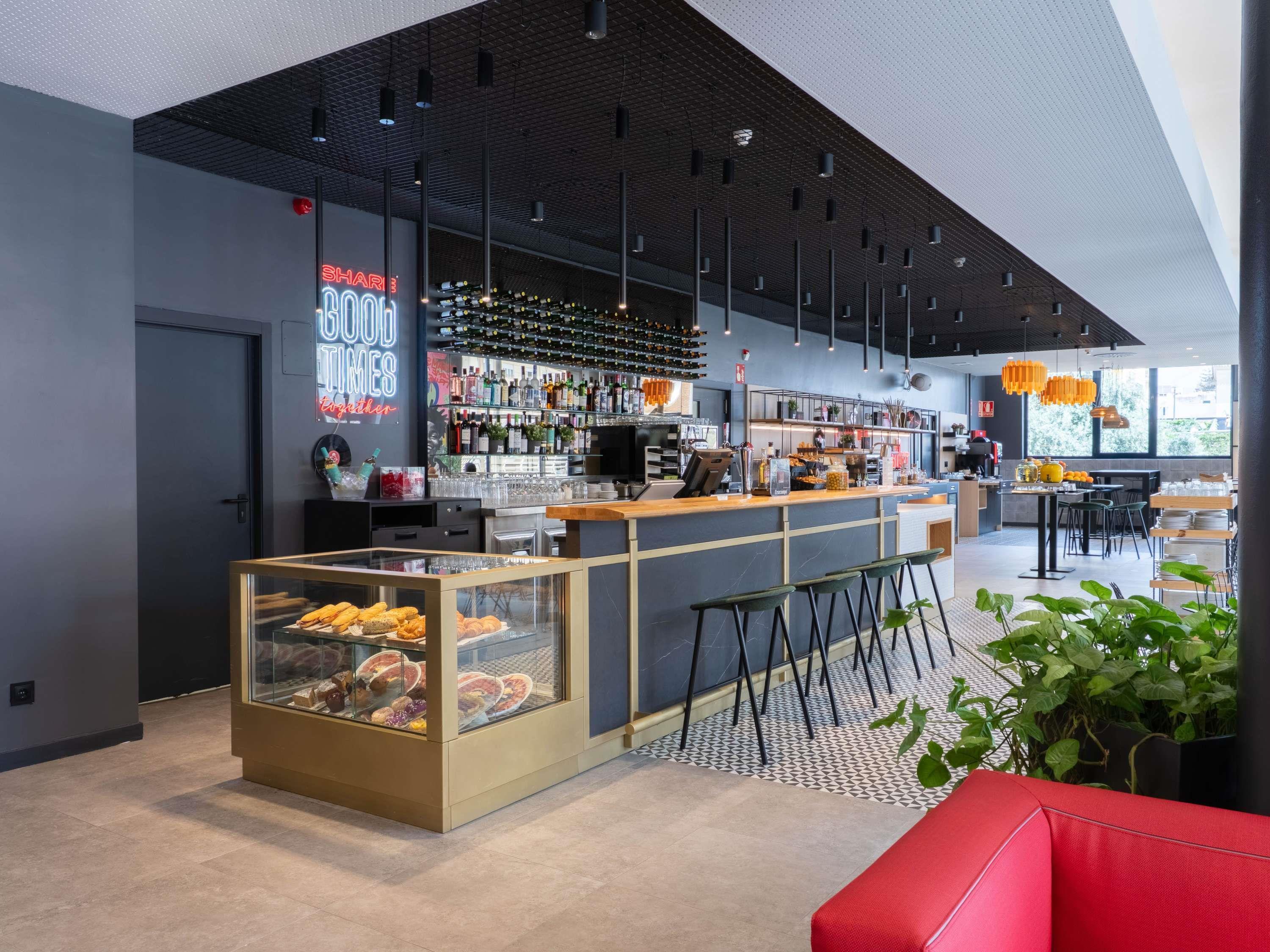 Bar/Salón ibis Malaga Centro Ciudad