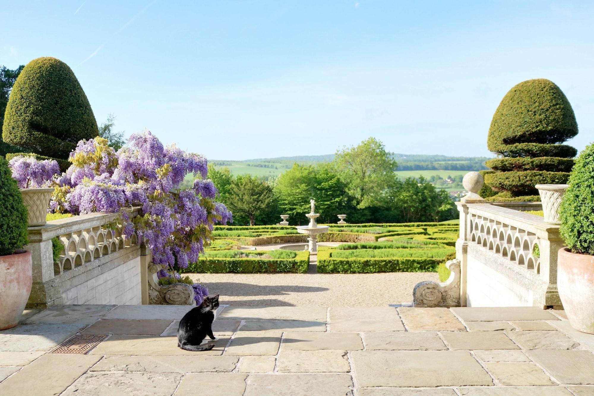 Vista Exterior Danesfield House Hotel And Spa