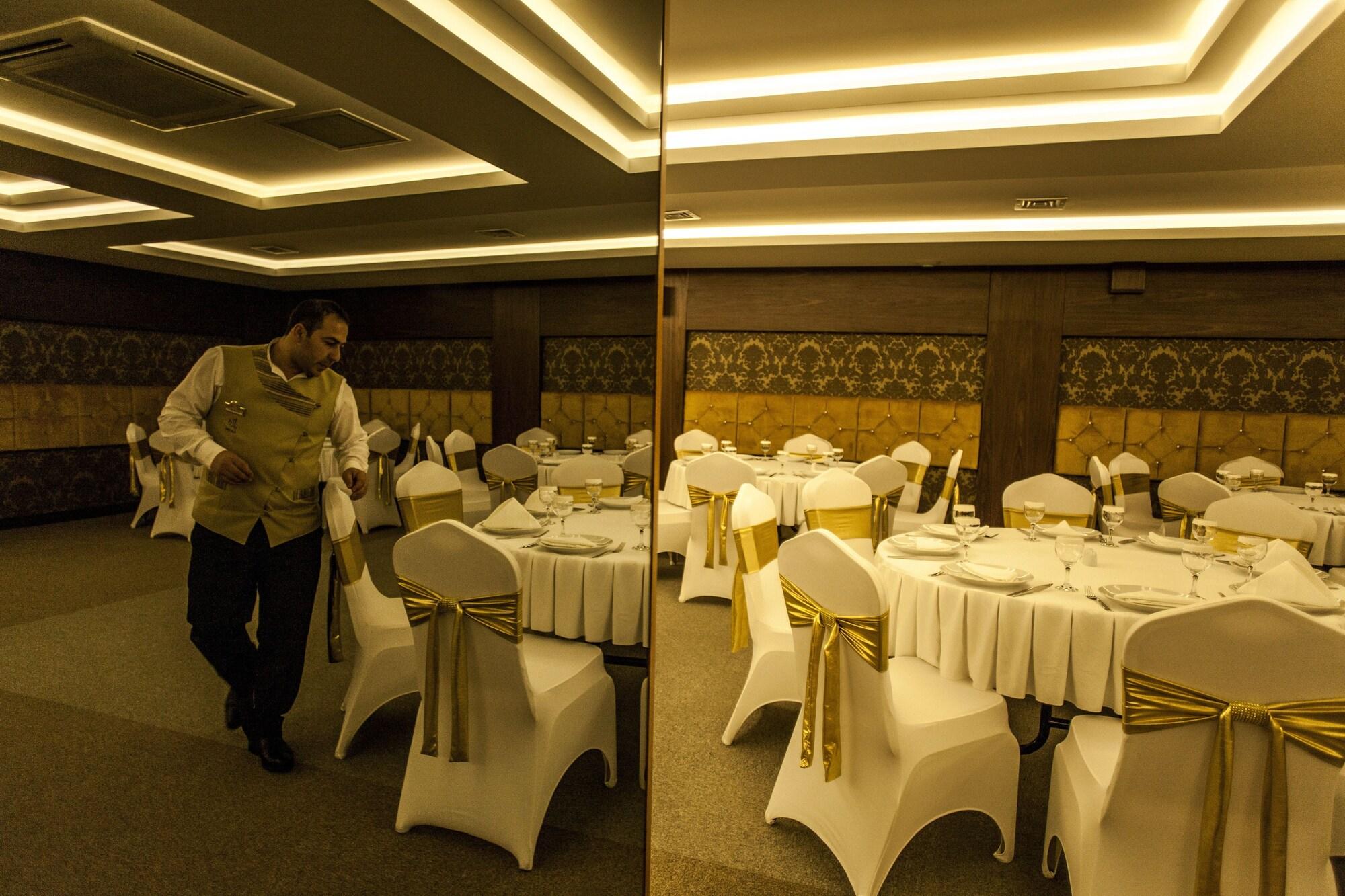Restaurant Liv Suit Hotel