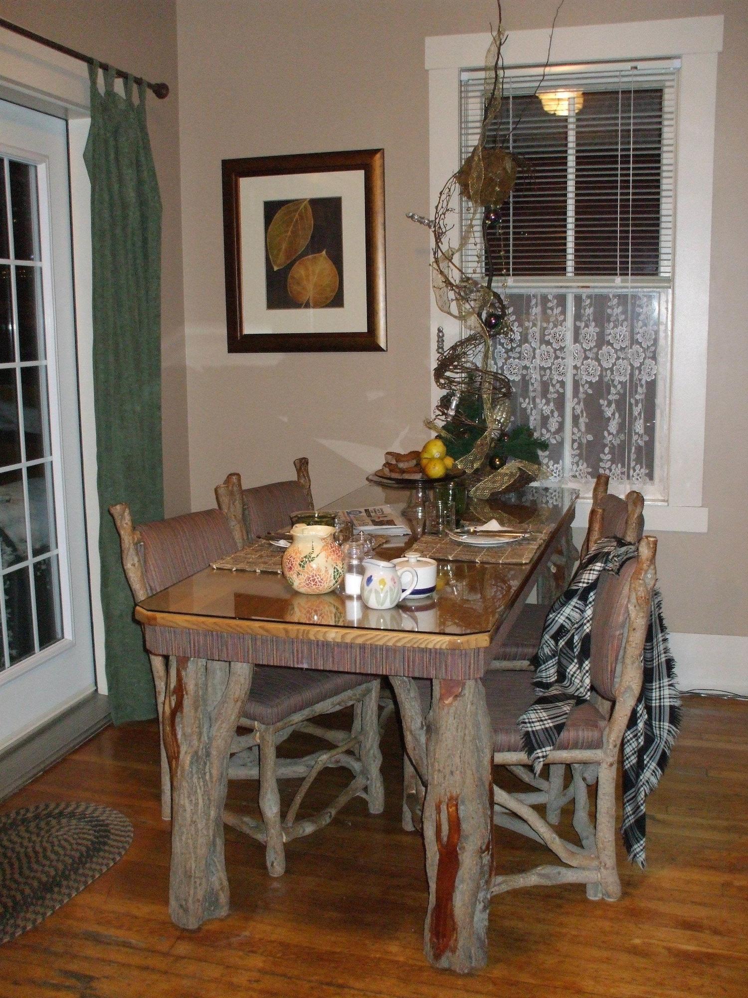 Restaurant River Wynde Executive B&B