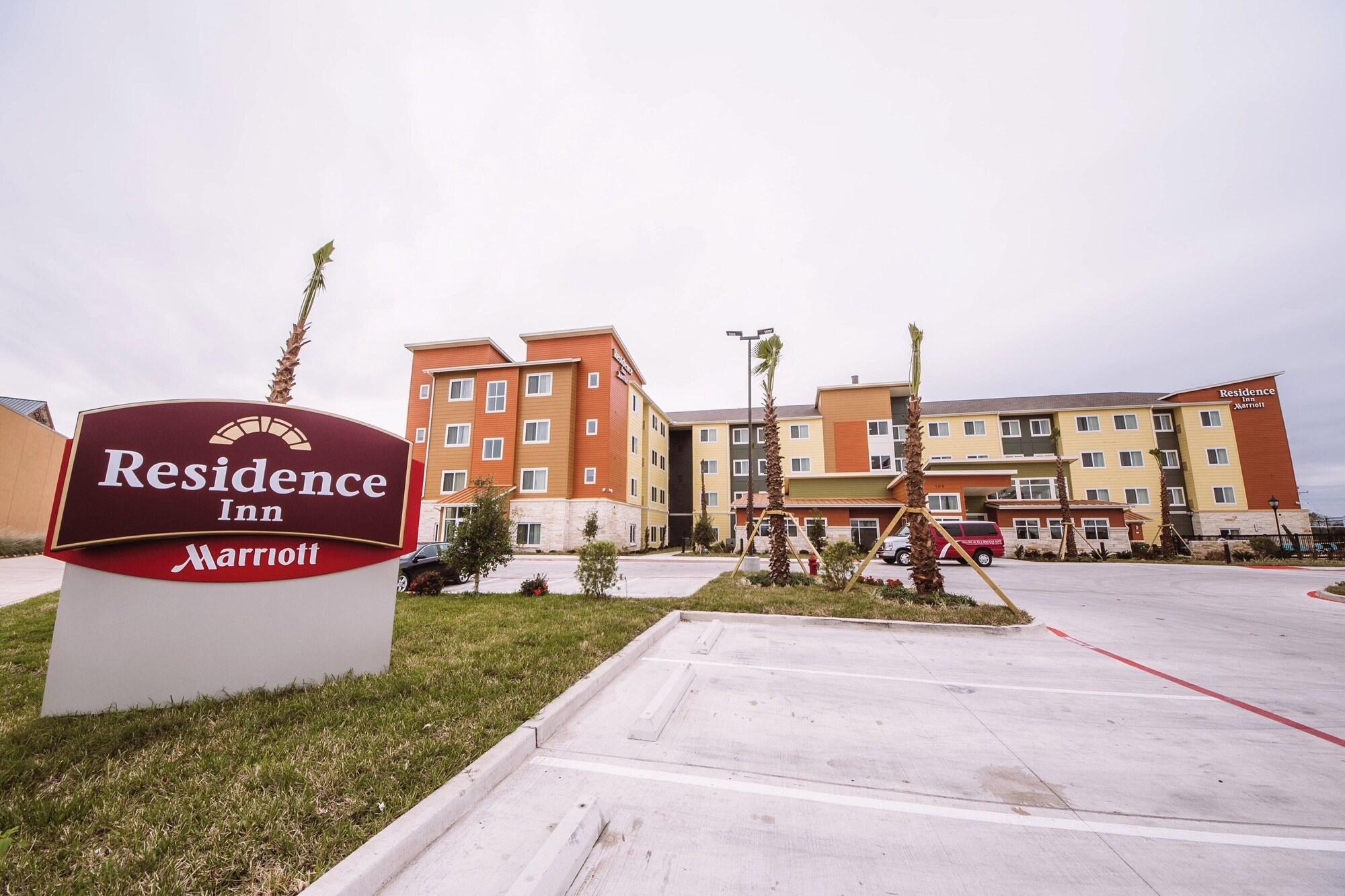 Vista Exterior Residence Inn Harlingen