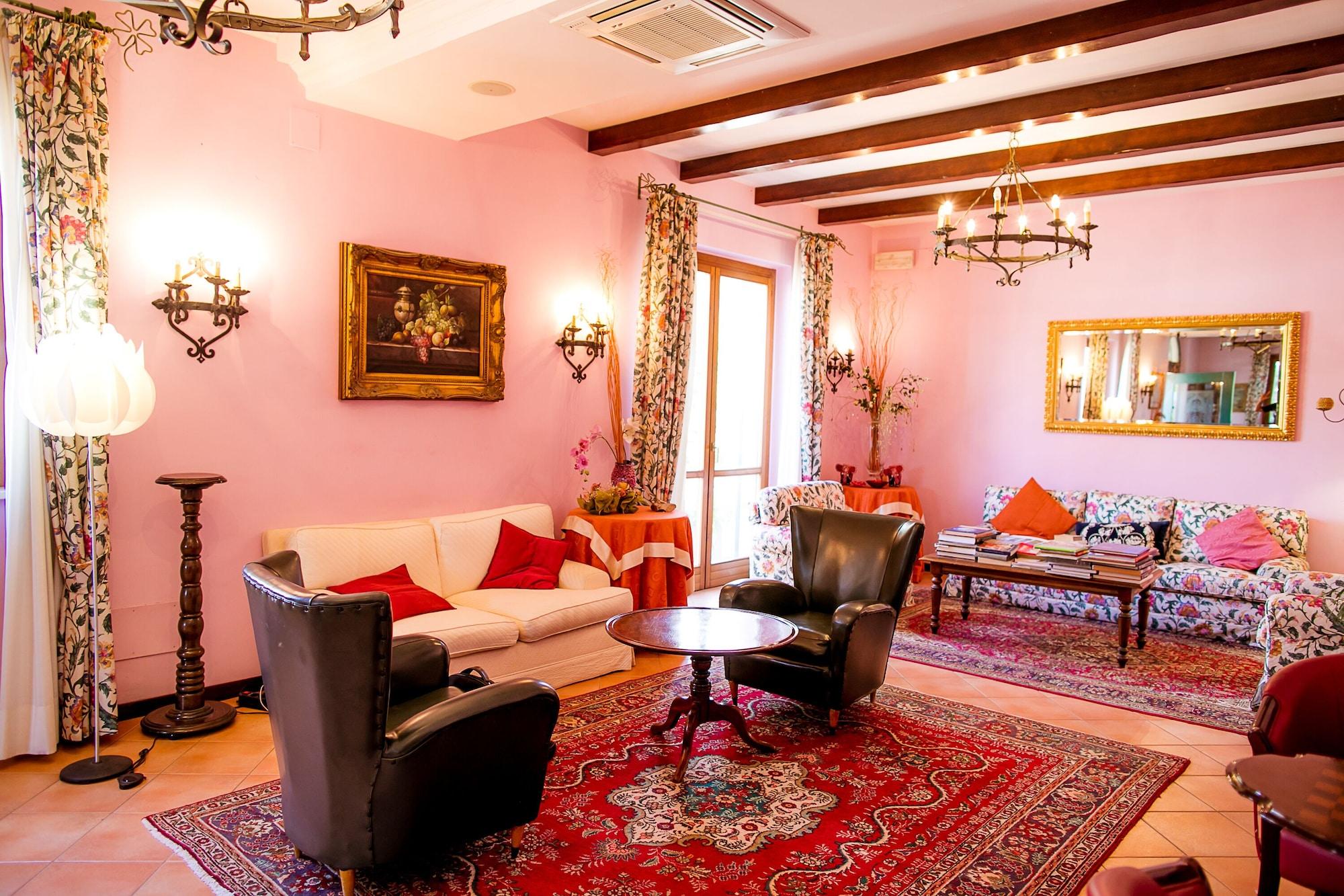 Vista Lobby I Calanchi Country Hotel & Resort