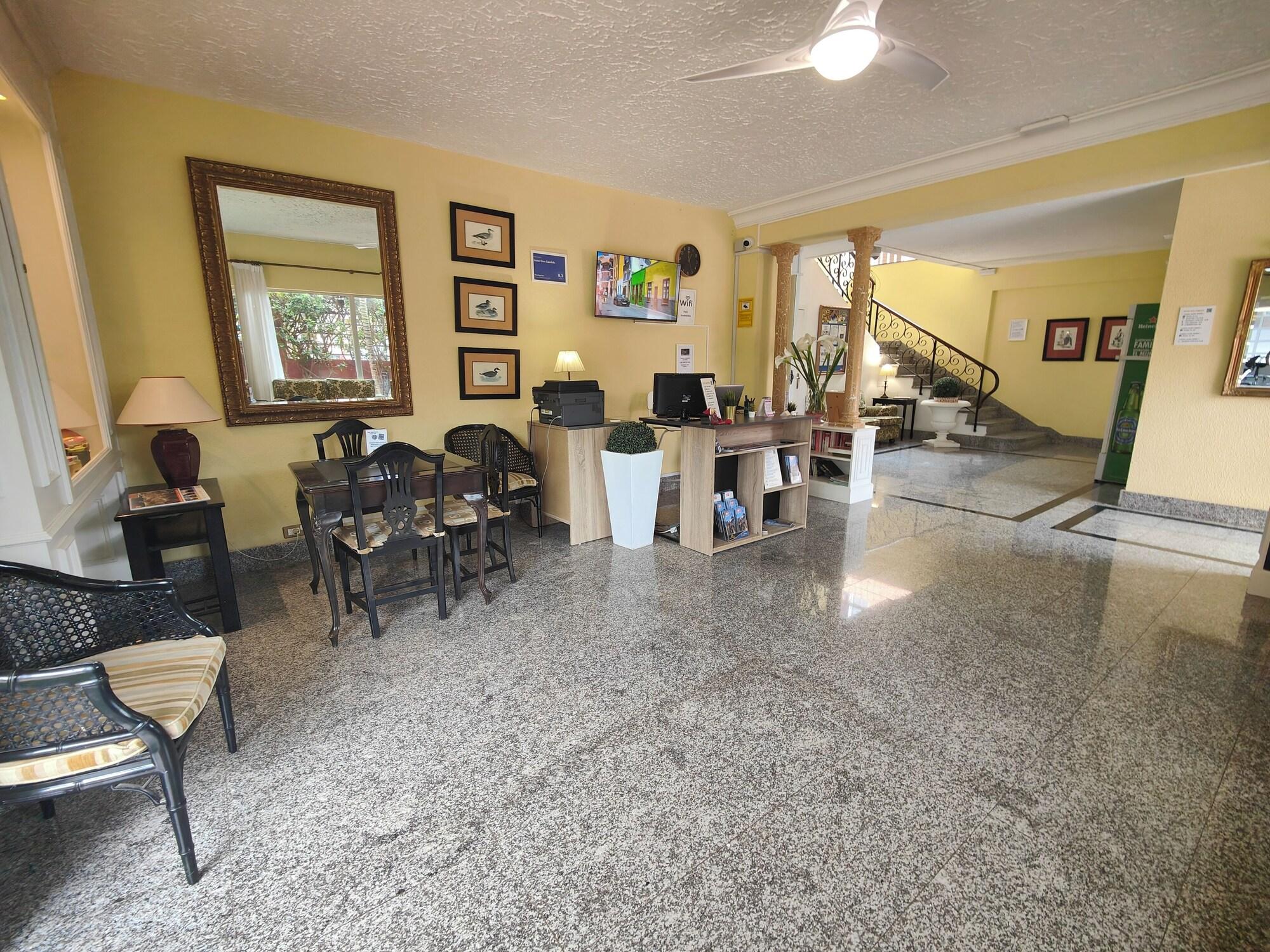 Vista Lobby Hotel Don Candido